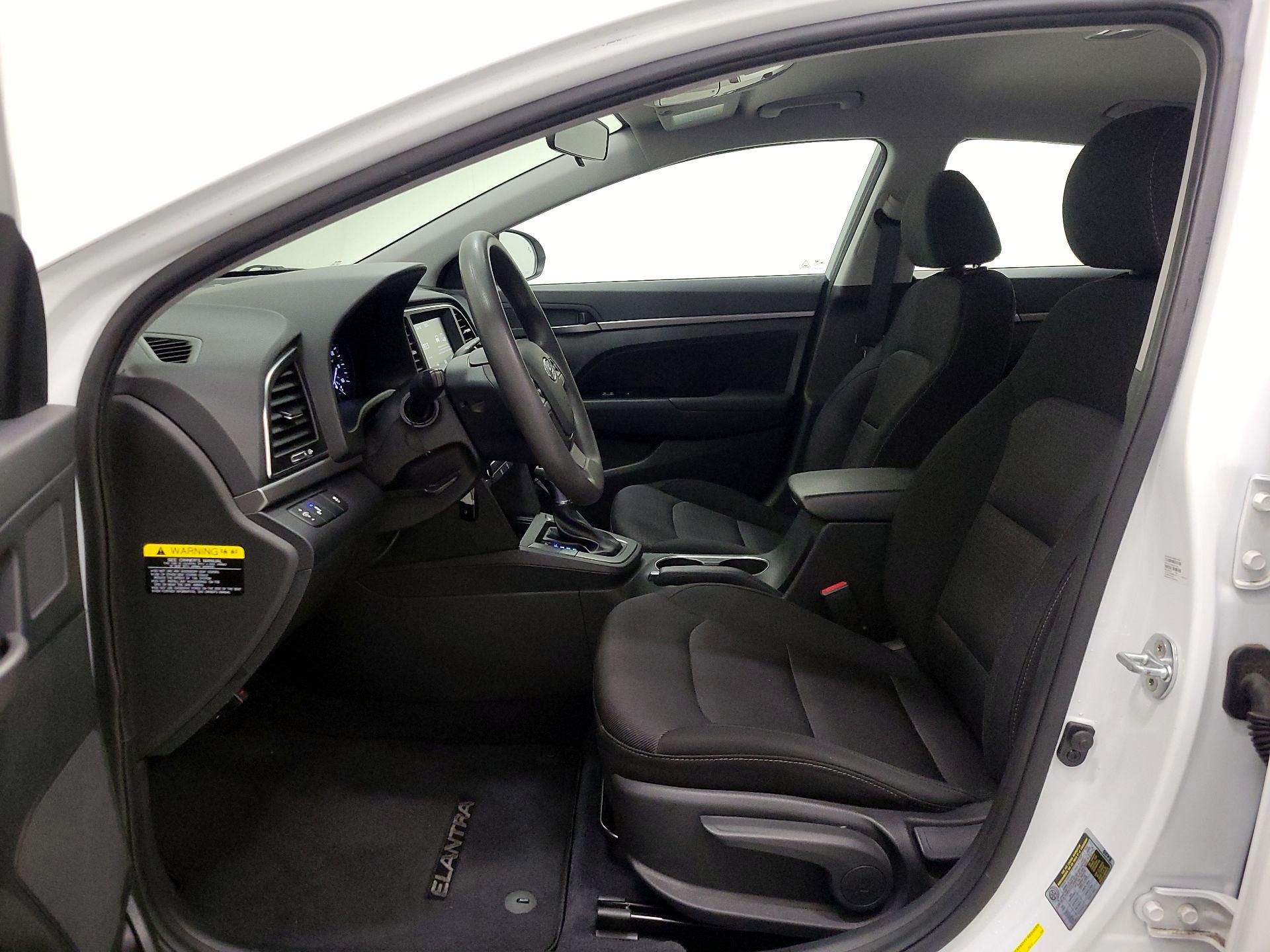 Thumbnail: 2018 Hyundai Elantra - 11