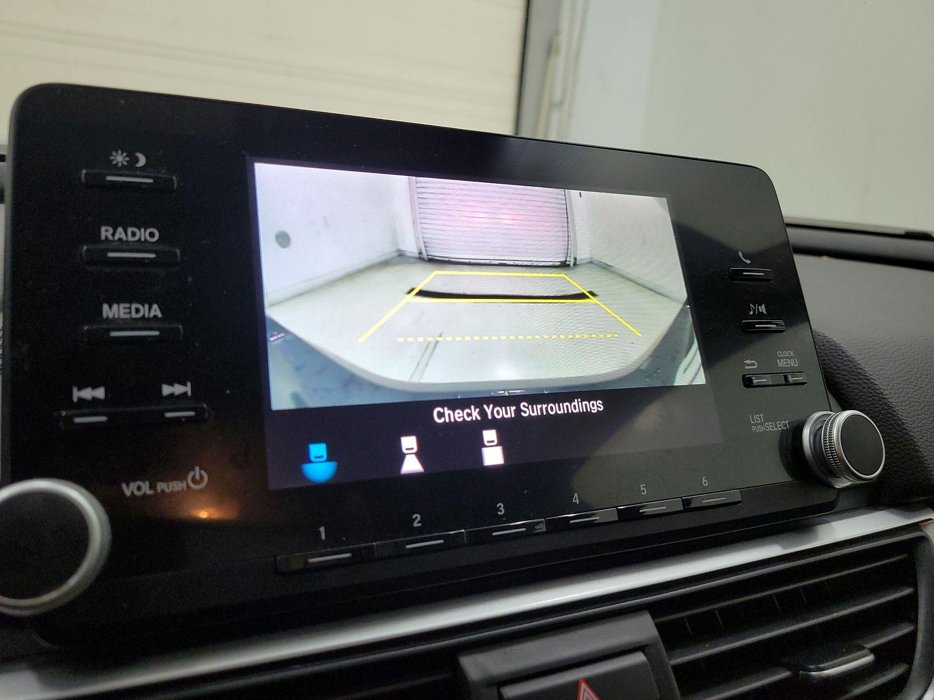 Thumbnail: 2018 Honda Accord - 14