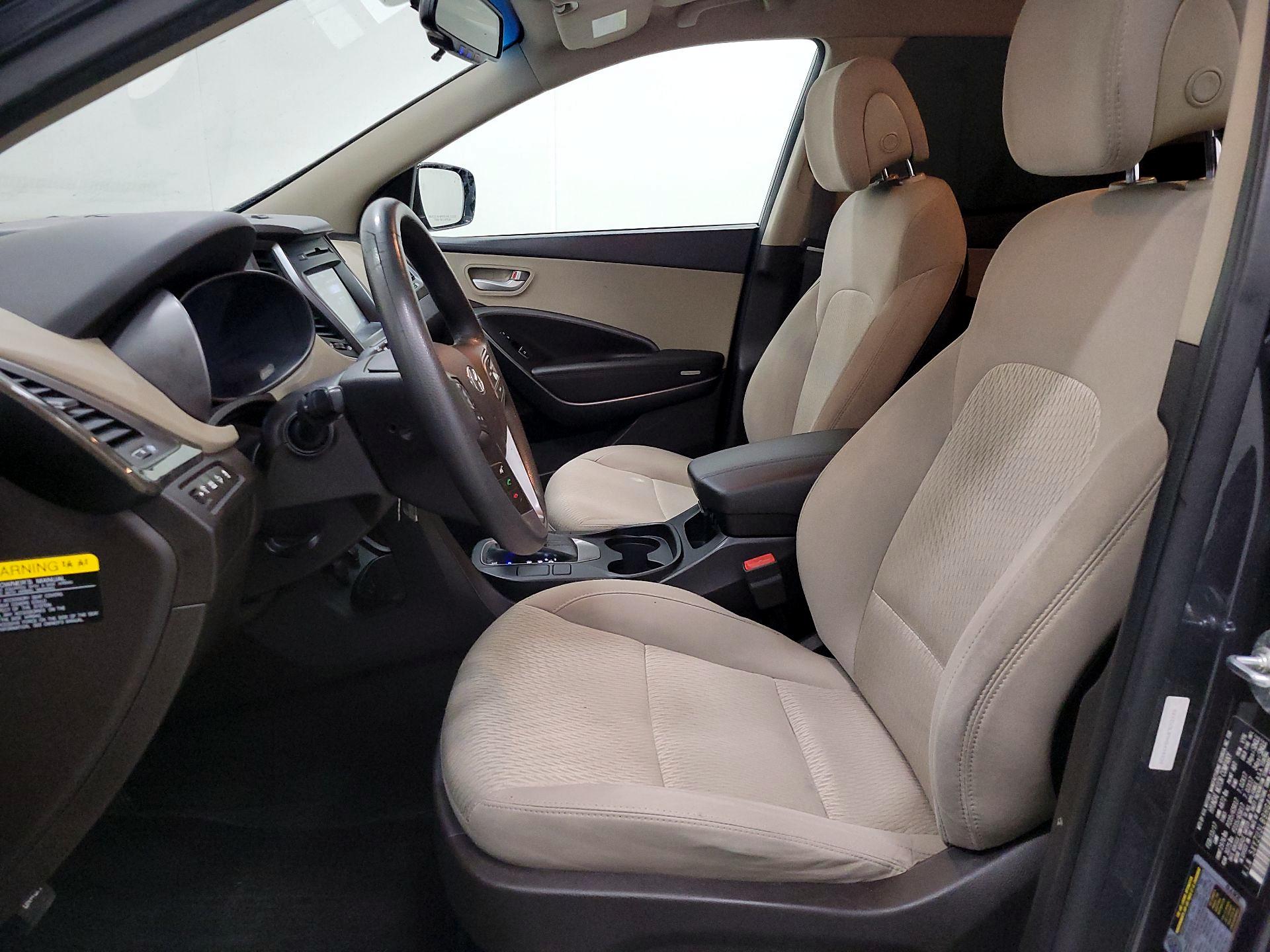 Thumbnail: 2017 Hyundai Santa Fe - 11