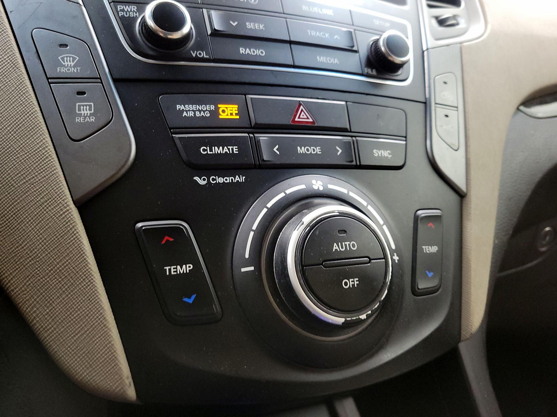 Thumbnail: 2017 Hyundai Santa Fe - 16