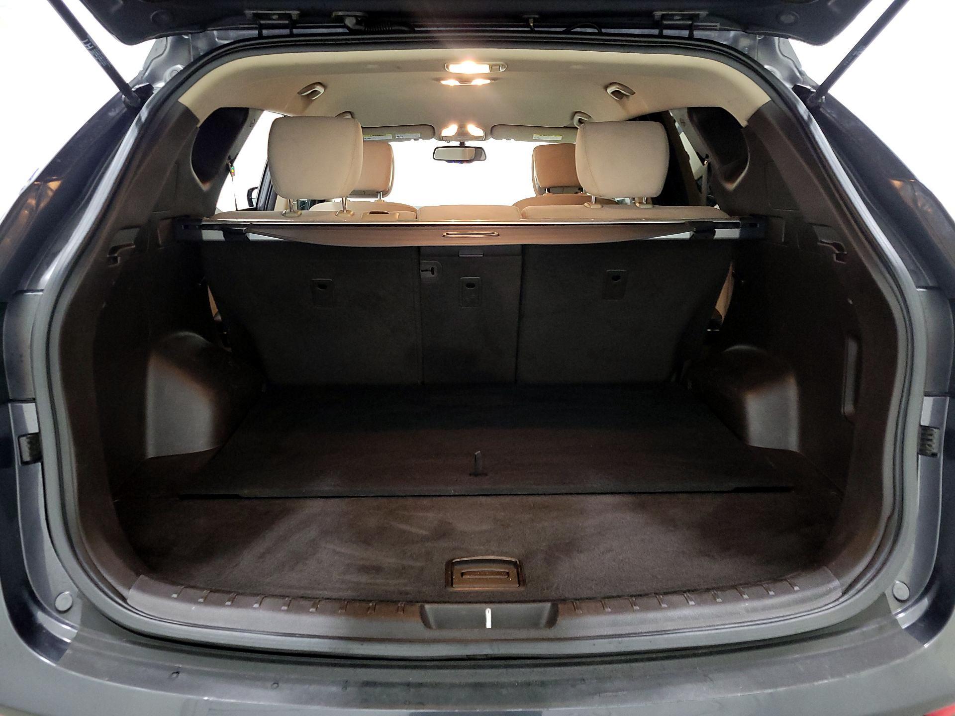 Thumbnail: 2017 Hyundai Santa Fe - 20