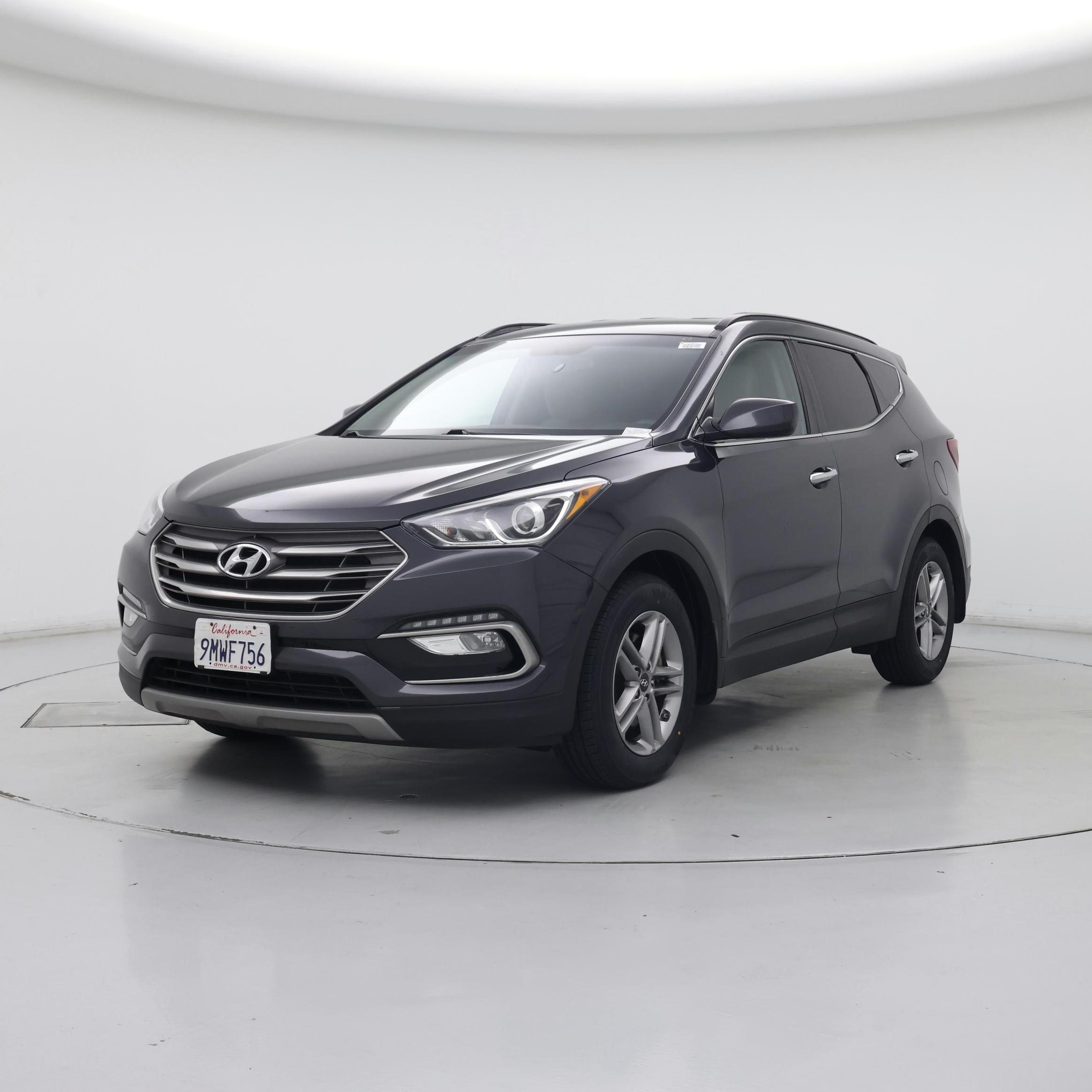 Thumbnail: 2017 Hyundai Santa Fe - 4