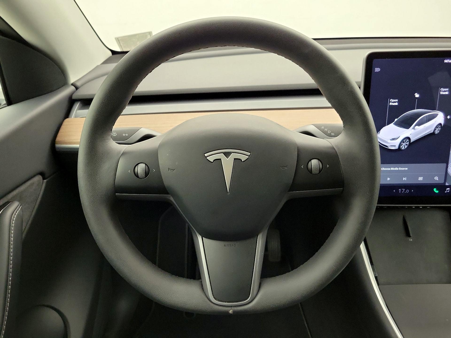 Thumbnail: 2021 Tesla Model Y - 10
