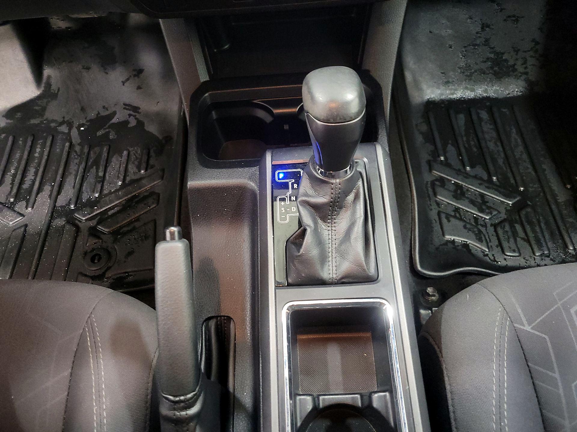 Thumbnail: 2017 Toyota Tacoma - 18