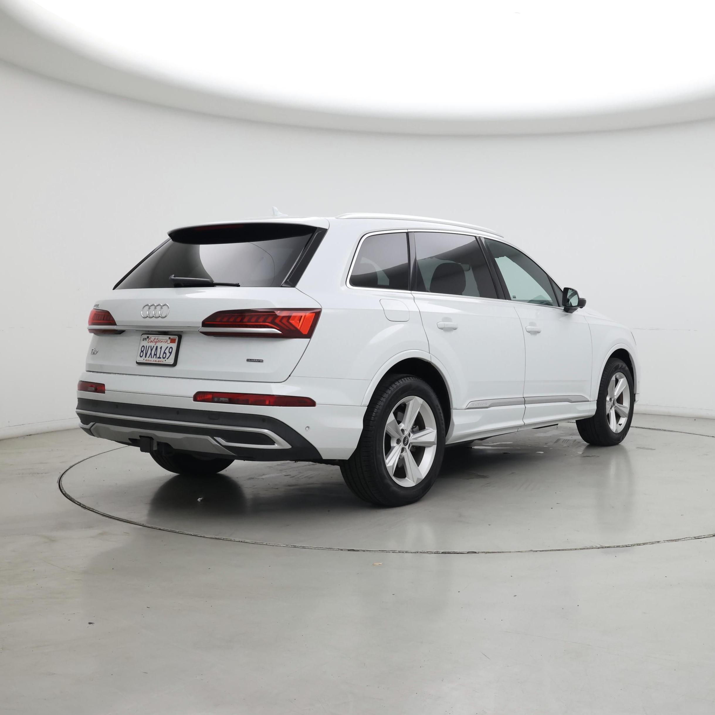 Thumbnail: 2021 Audi Q7 - 8
