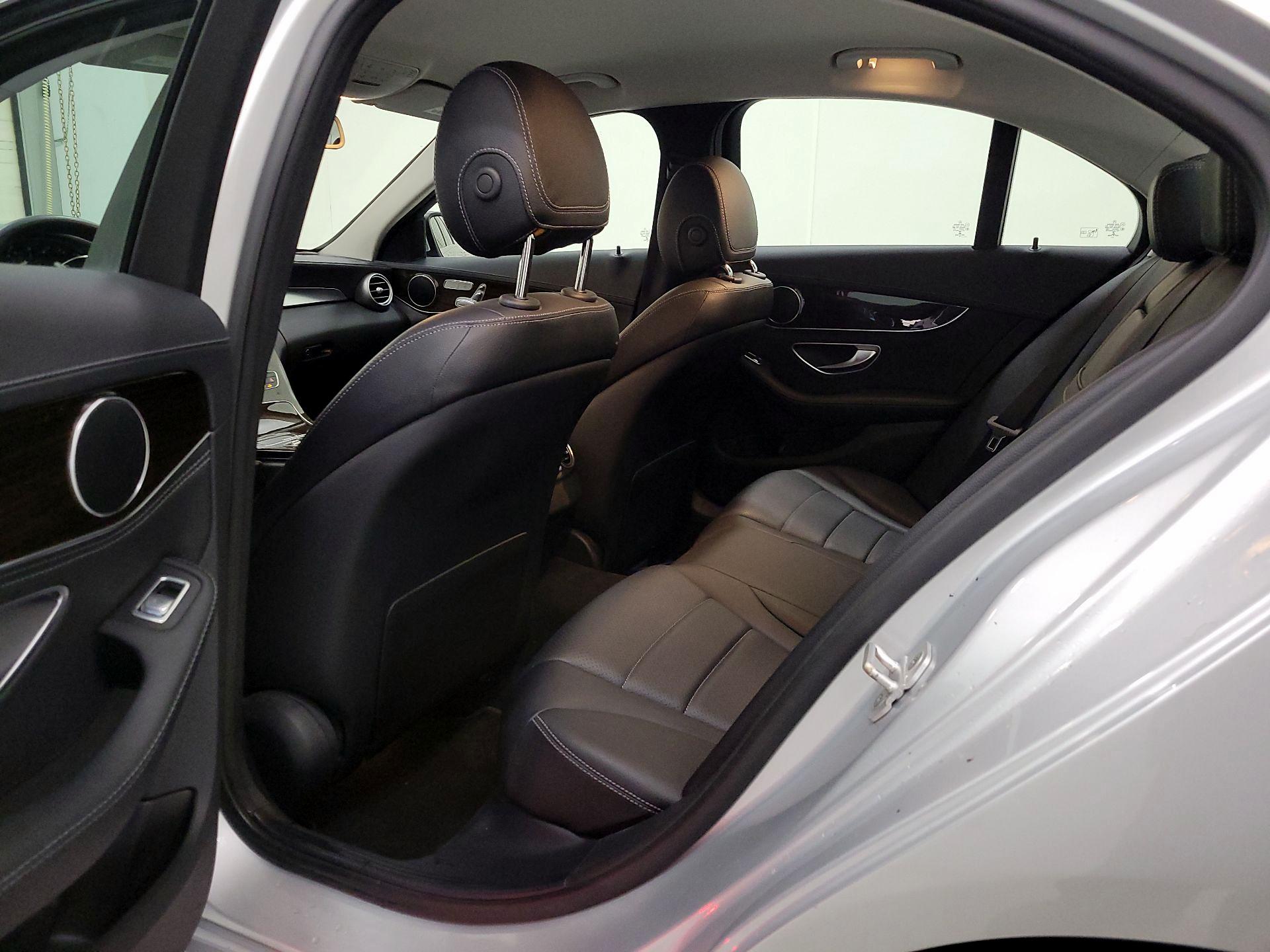 Thumbnail: 2015 Mercedes-Benz C-Class - 18