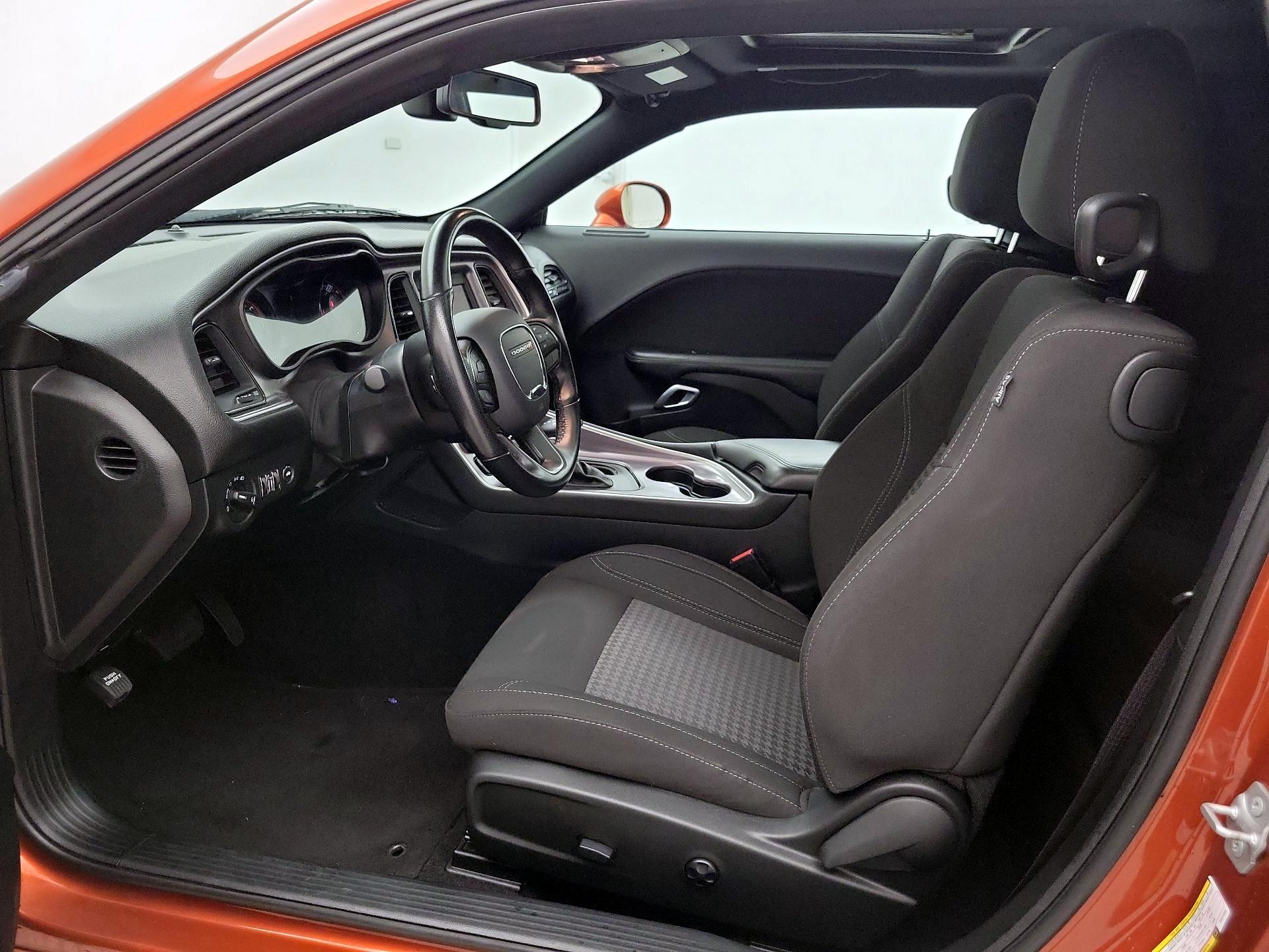 Thumbnail: 2020 Dodge Challenger - 11