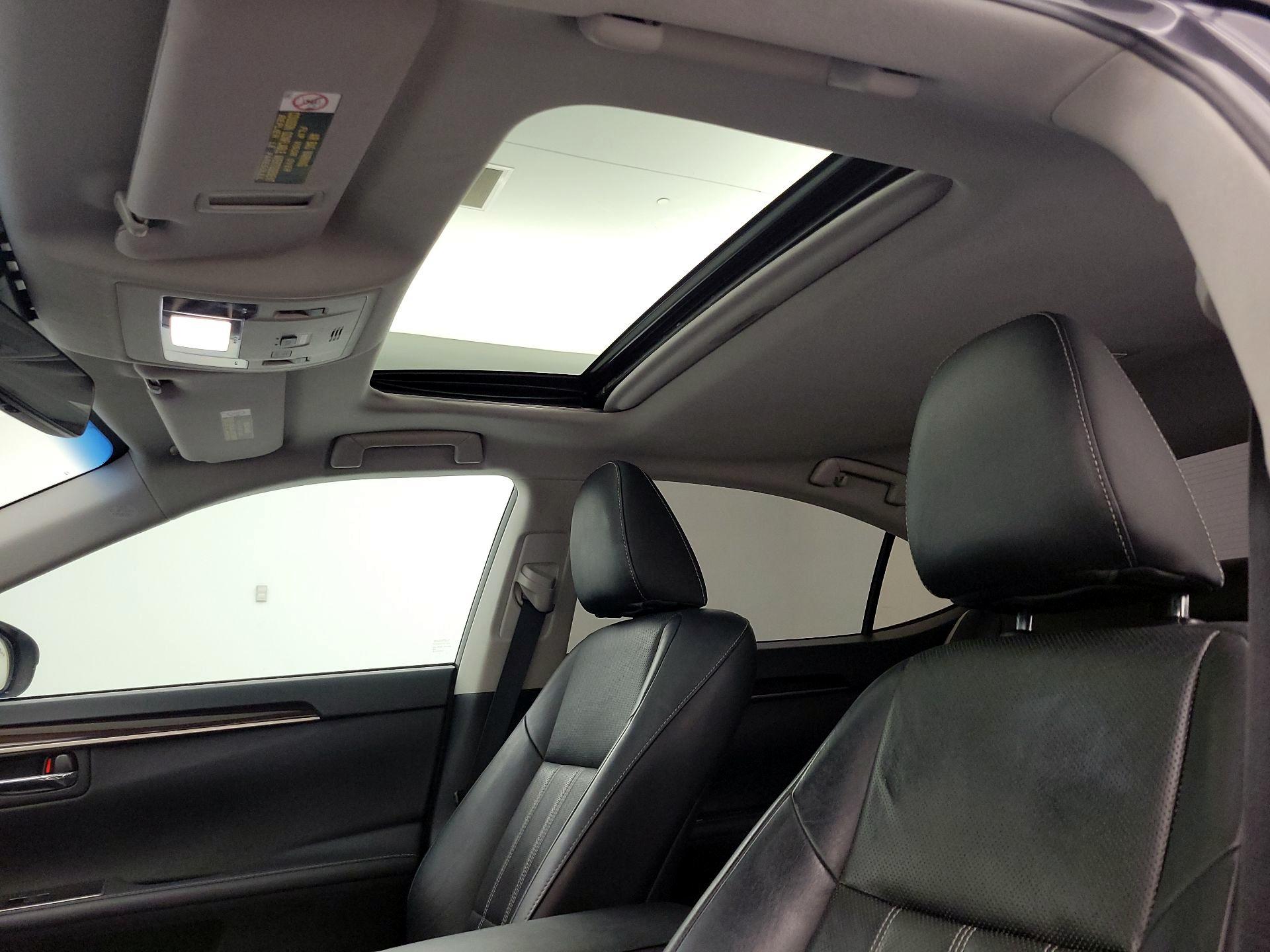 Thumbnail: 2016 Lexus ES - 20