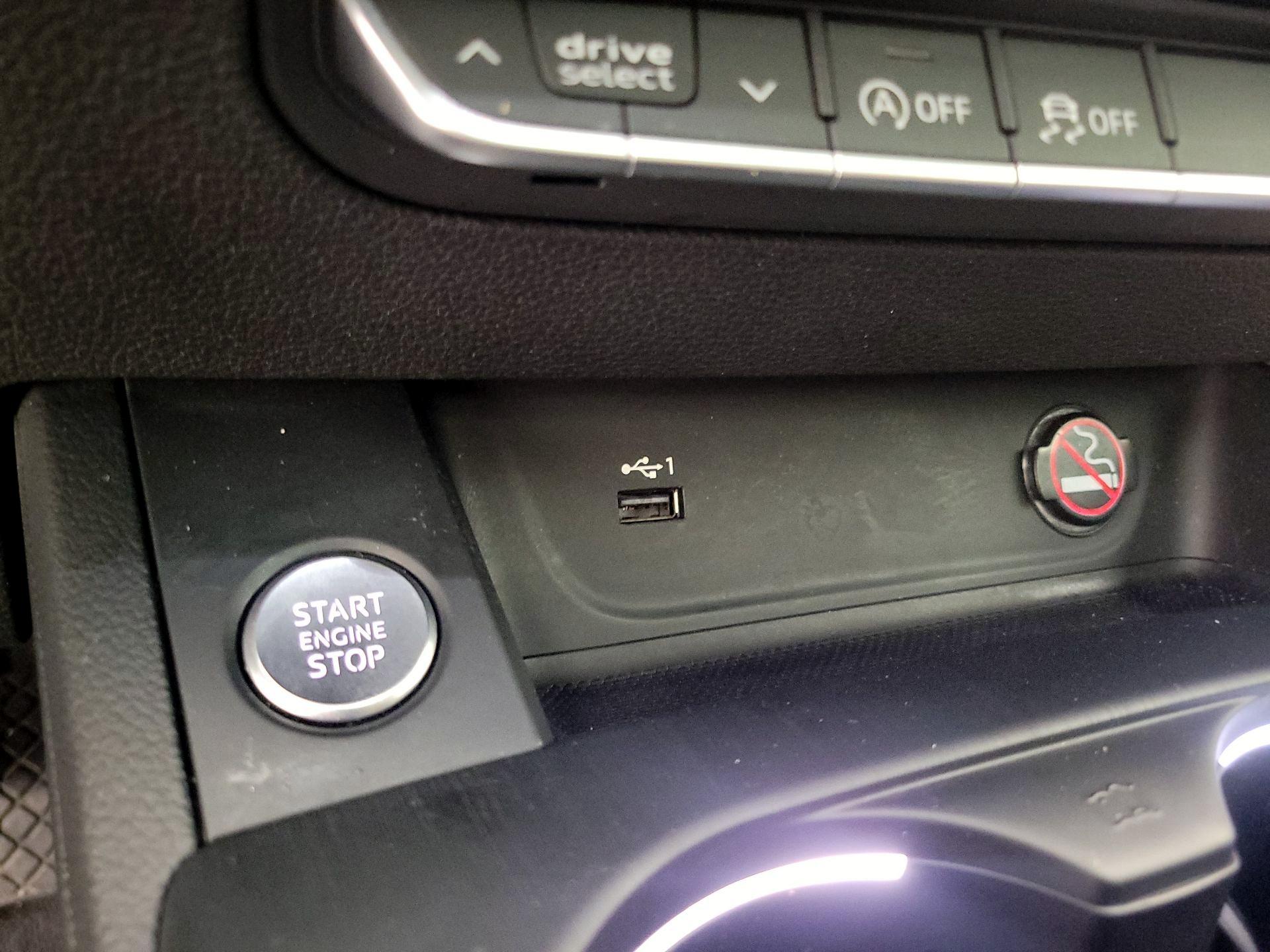 Thumbnail: 2018 Audi A4 - 19