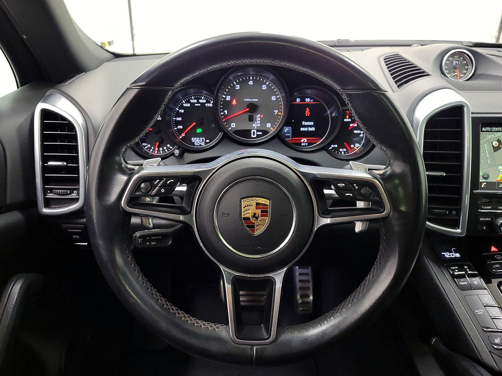 Thumbnail: 2016 Porsche Cayenne - 10