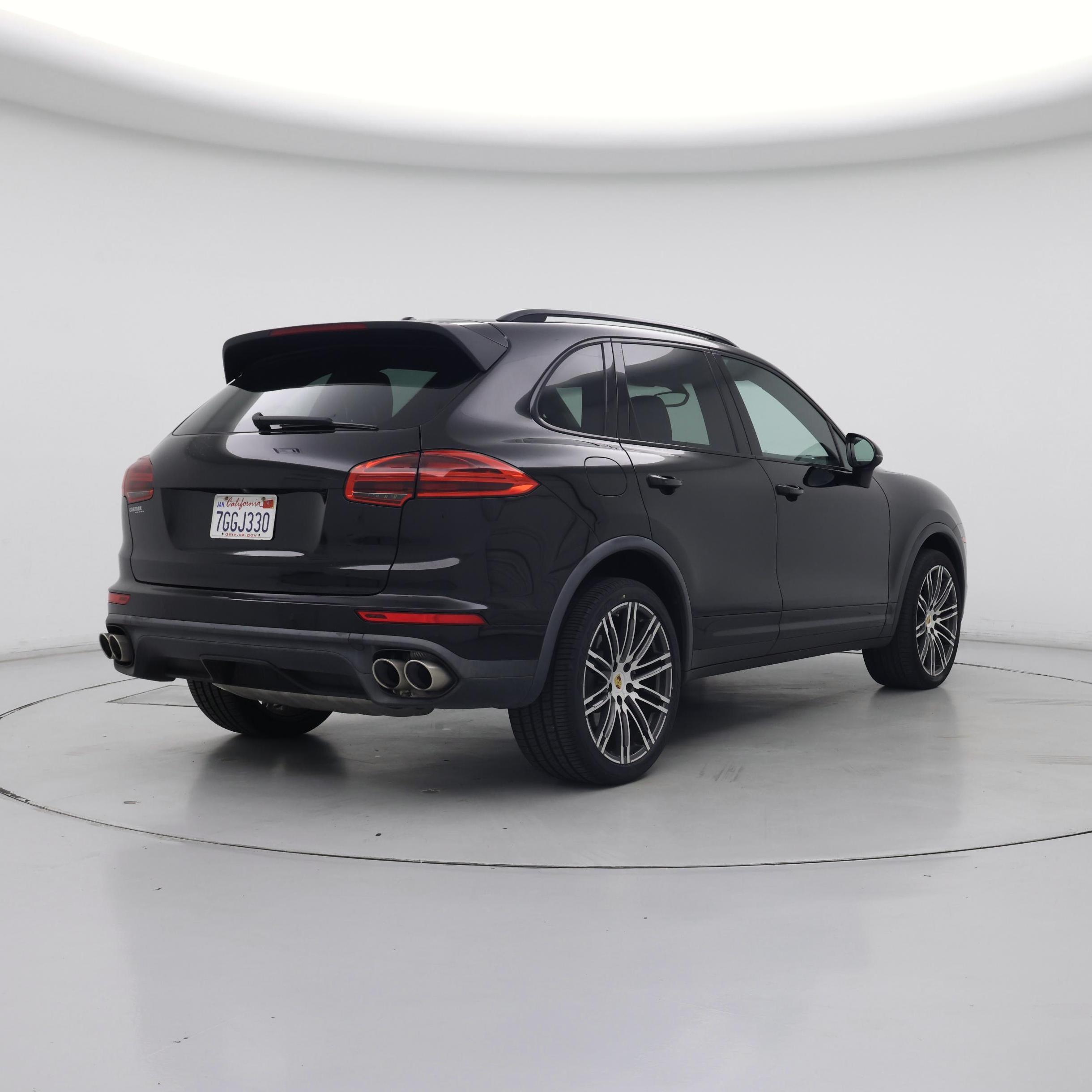 Thumbnail: 2016 Porsche Cayenne - 8