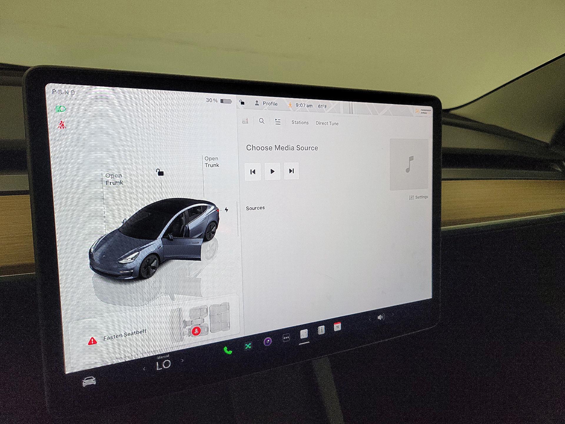 Thumbnail: 2023 Tesla Model 3 - 15