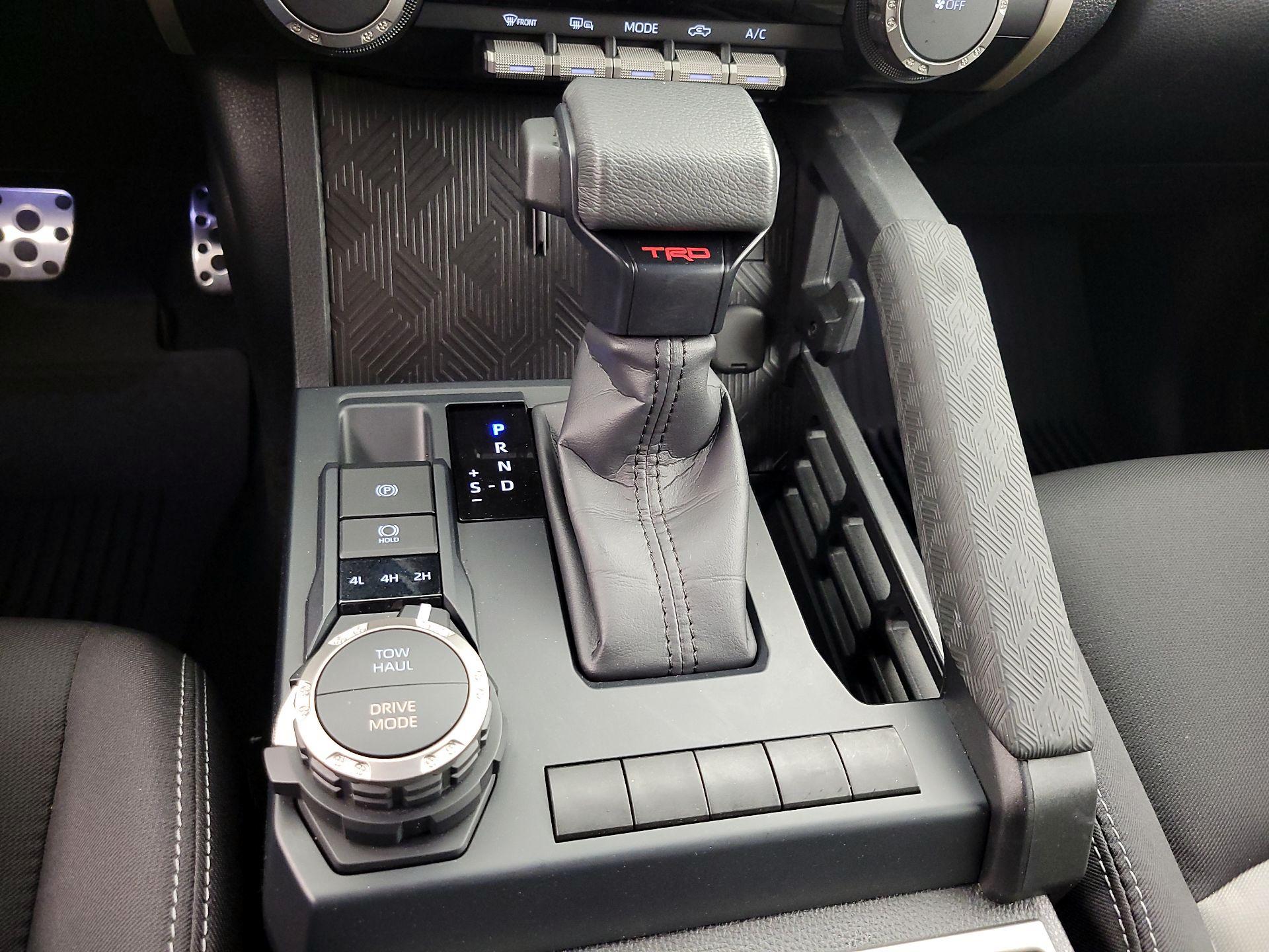 Thumbnail: 2025 Toyota Tacoma - 18