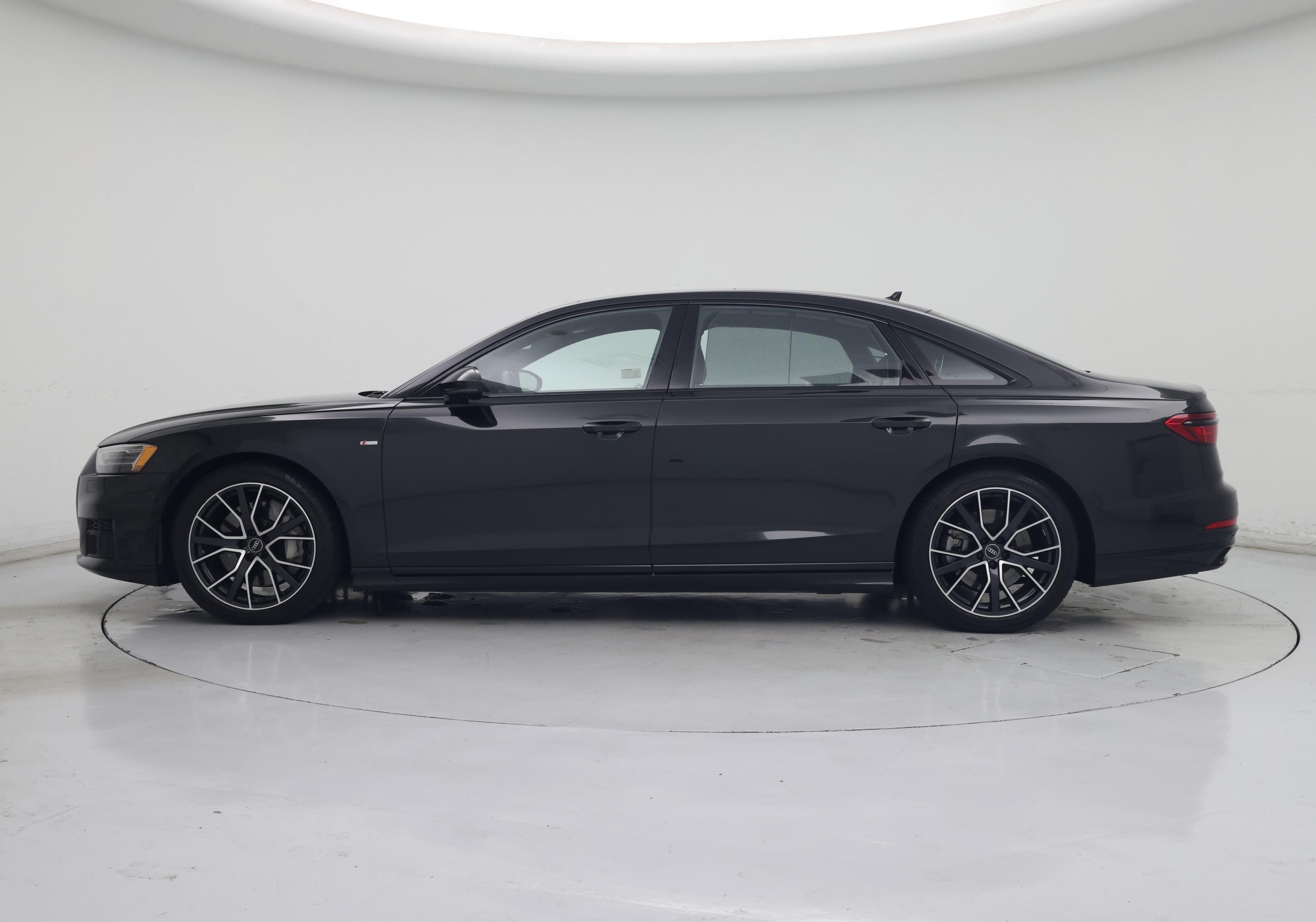 Thumbnail: 2021 Audi A8 - 3