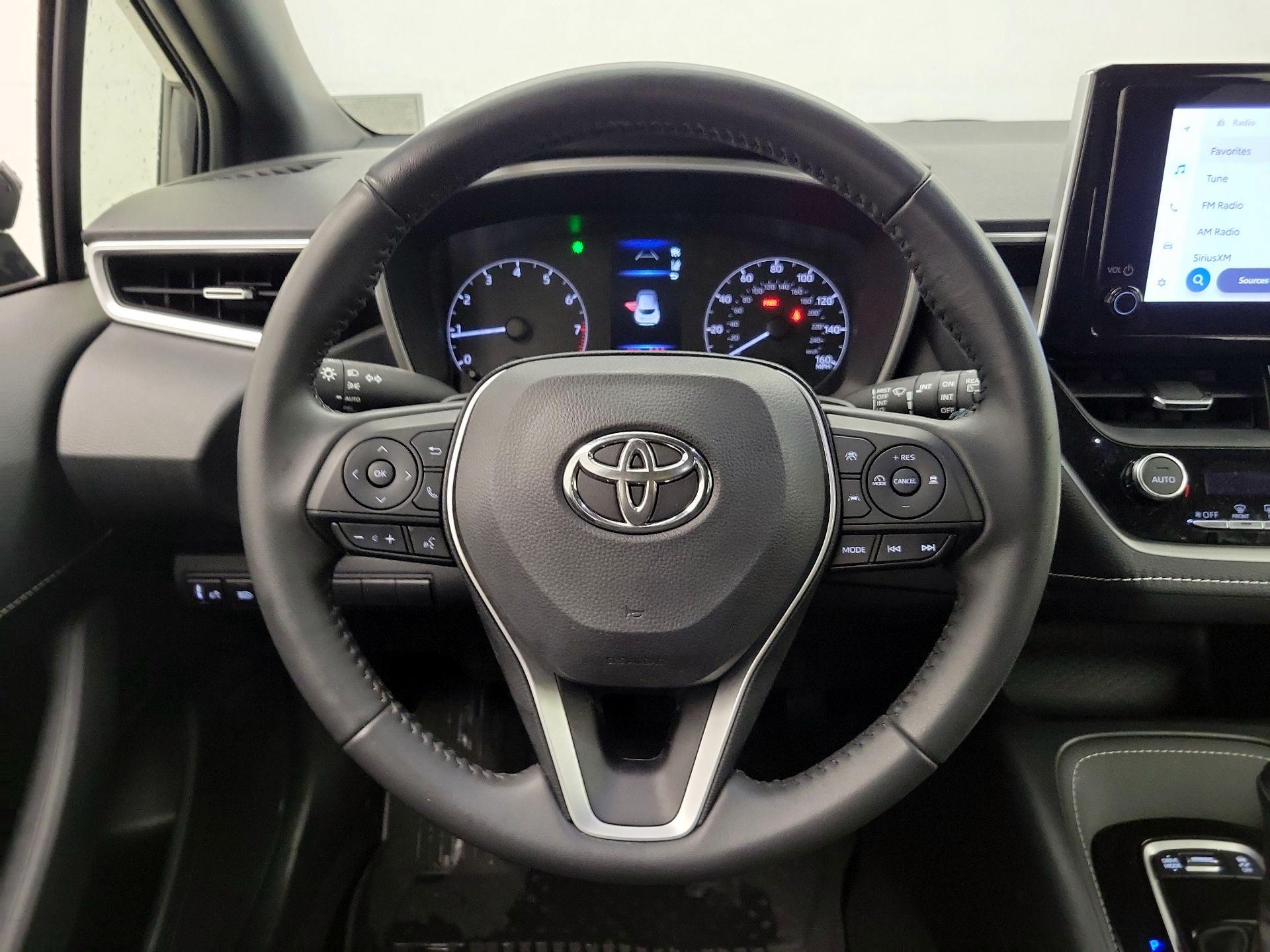 Thumbnail: 2023 Toyota Corolla - 10