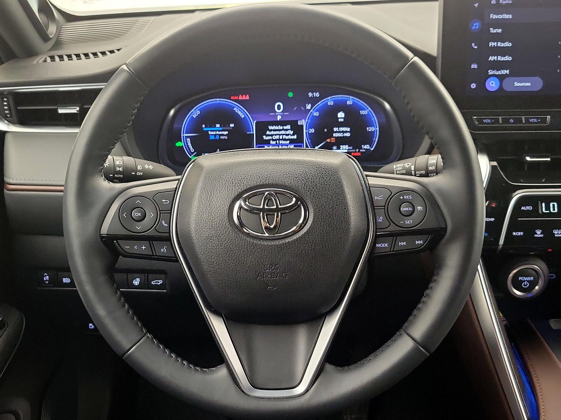 Thumbnail: 2024 Toyota Venza - 10