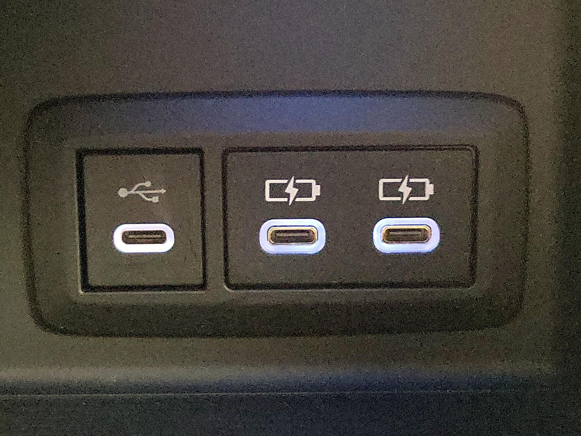 Thumbnail: 2024 Toyota Venza - 18