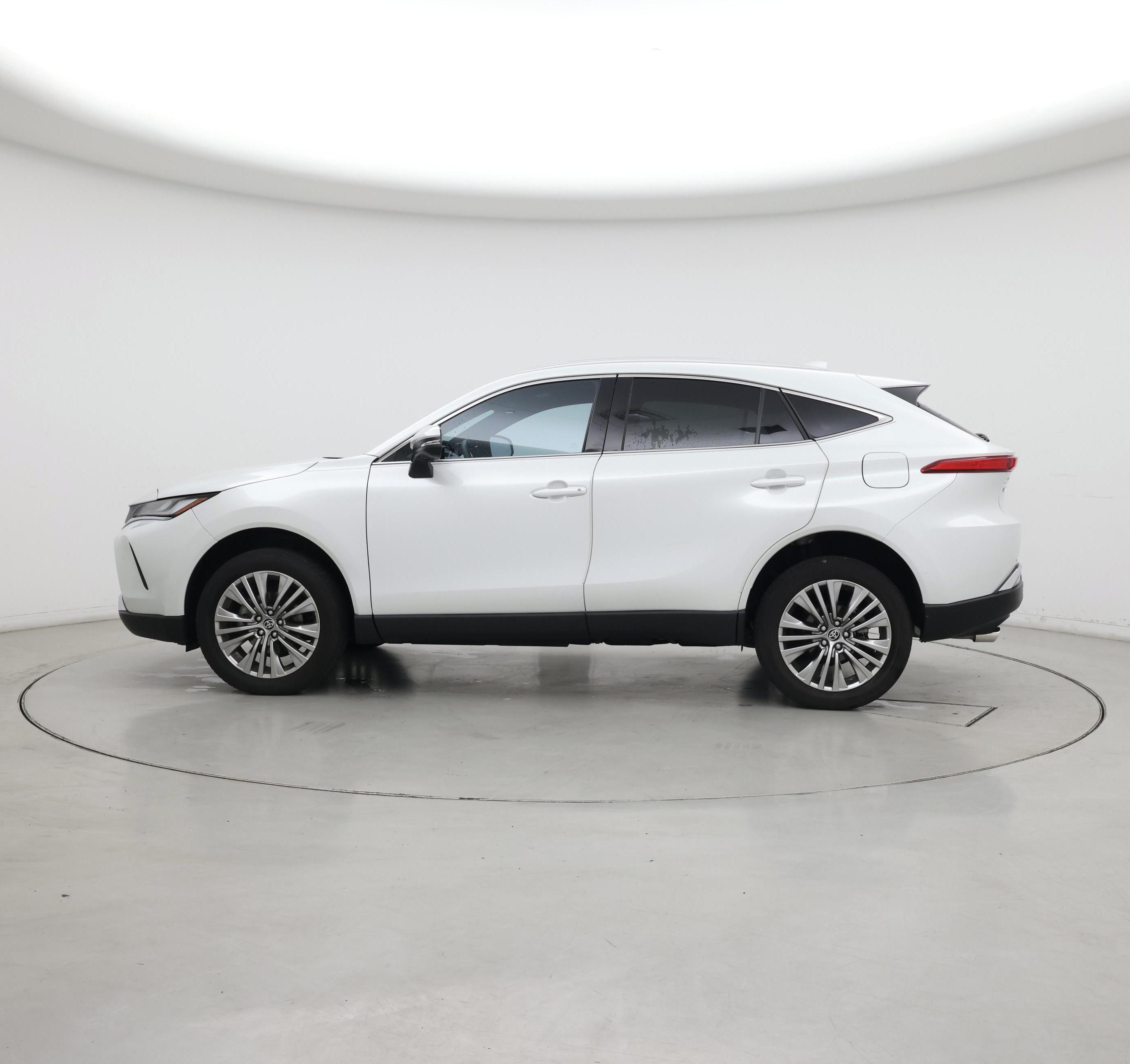 Thumbnail: 2024 Toyota Venza - 3