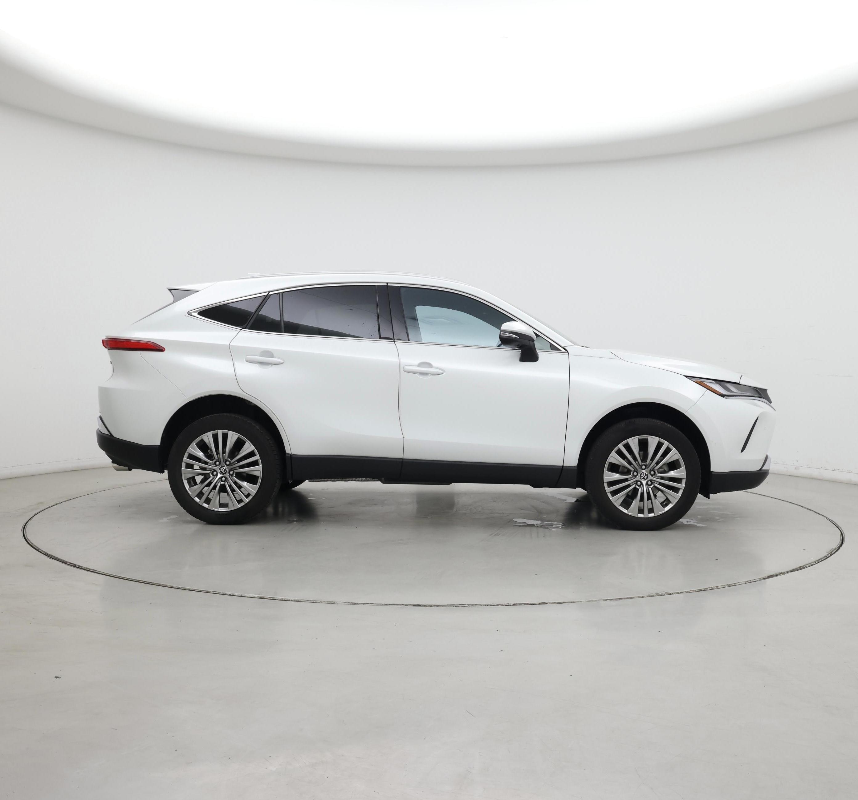 Thumbnail: 2024 Toyota Venza - 7