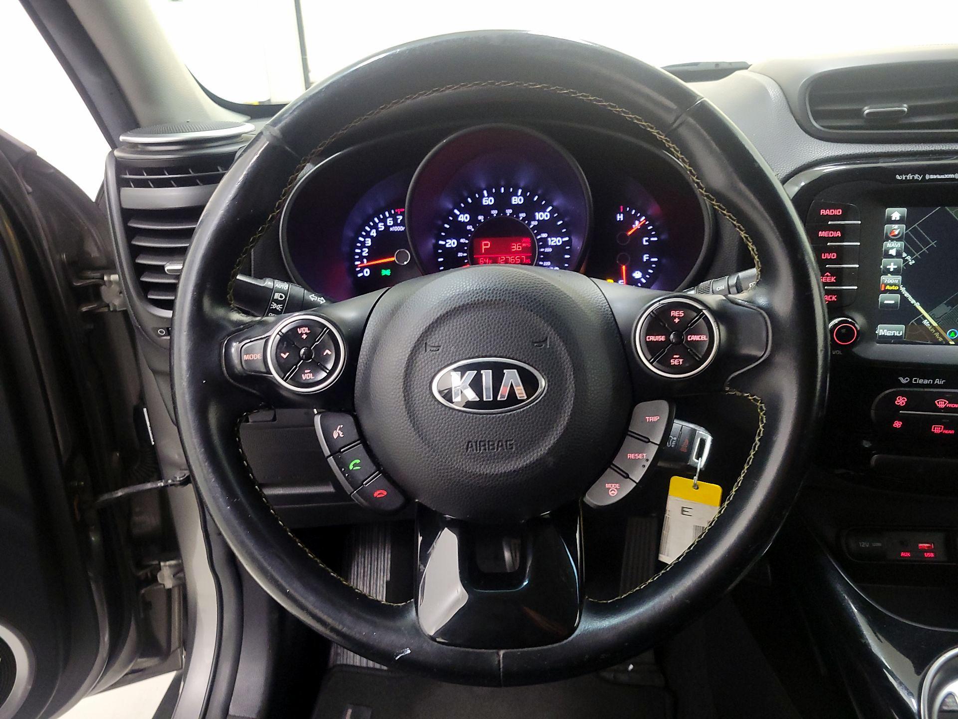 Thumbnail: 2016 Kia Soul - 10