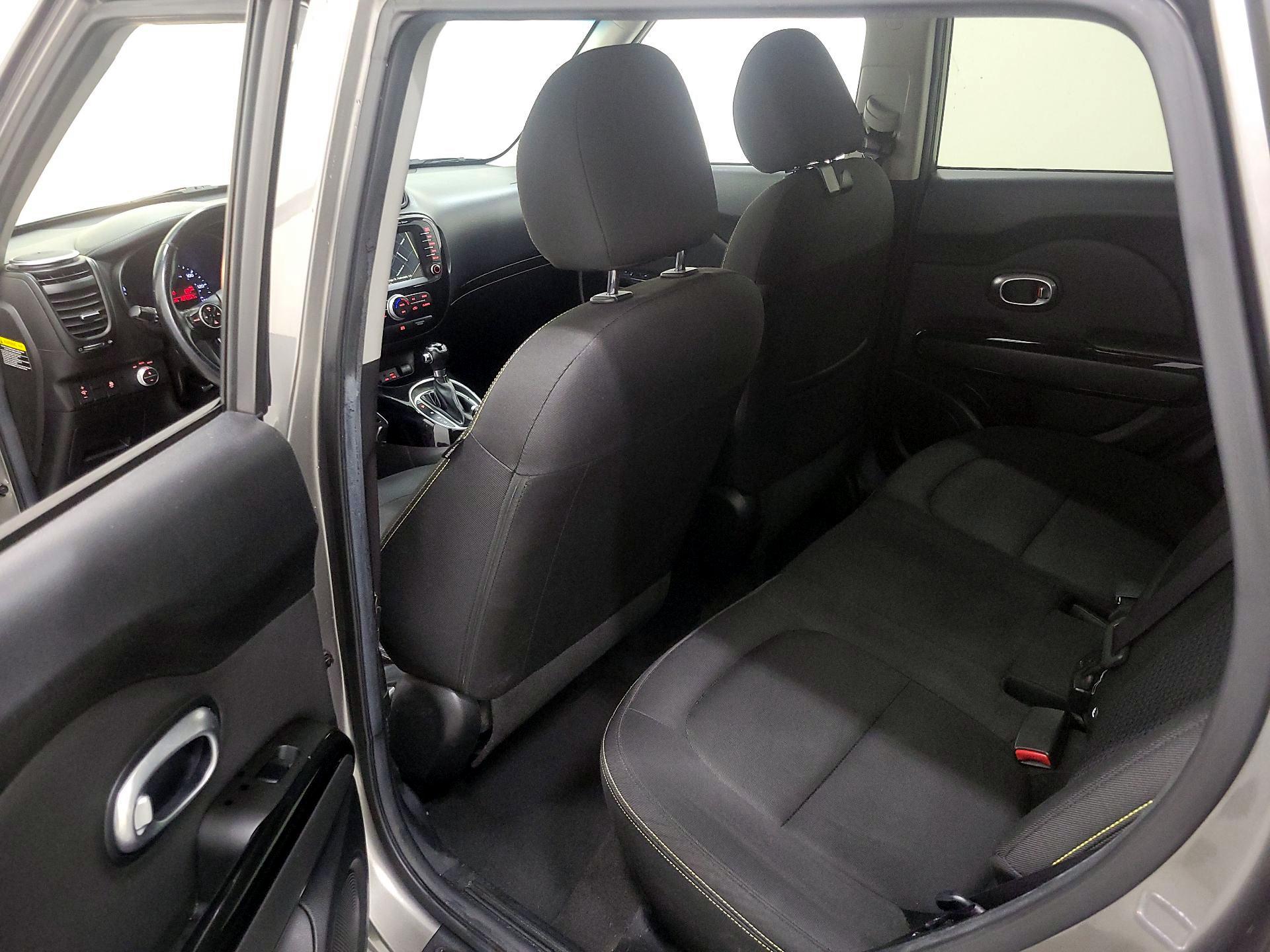 Thumbnail: 2016 Kia Soul - 20