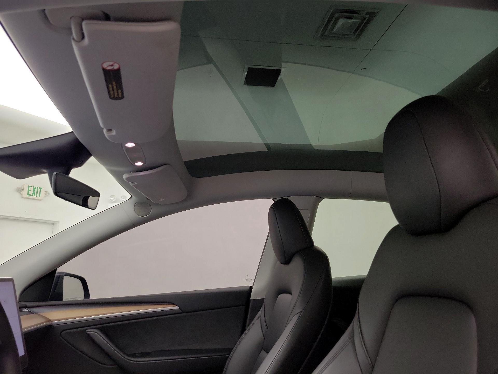 Thumbnail: 2023 Tesla Model Y - 17