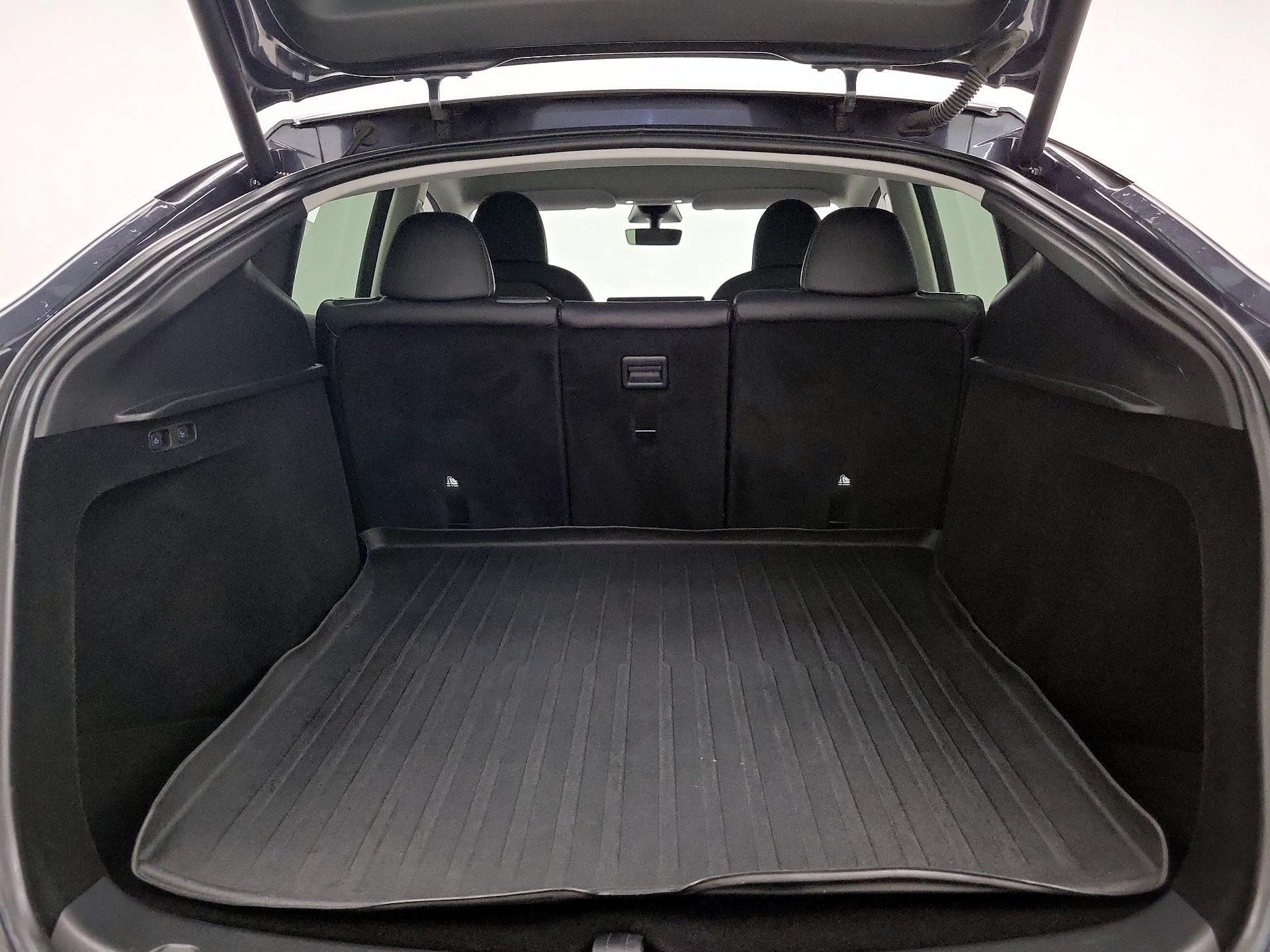 Thumbnail: 2023 Tesla Model Y - 19