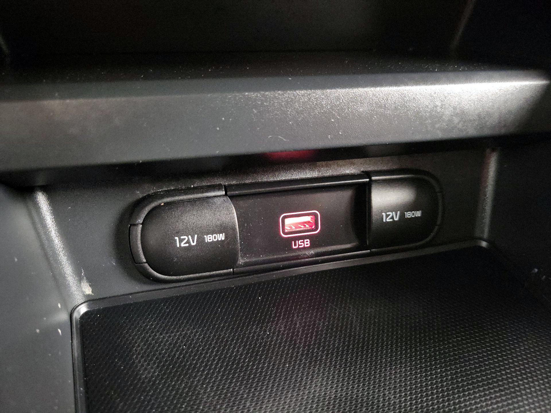 Thumbnail: 2021 Kia Soul - 18