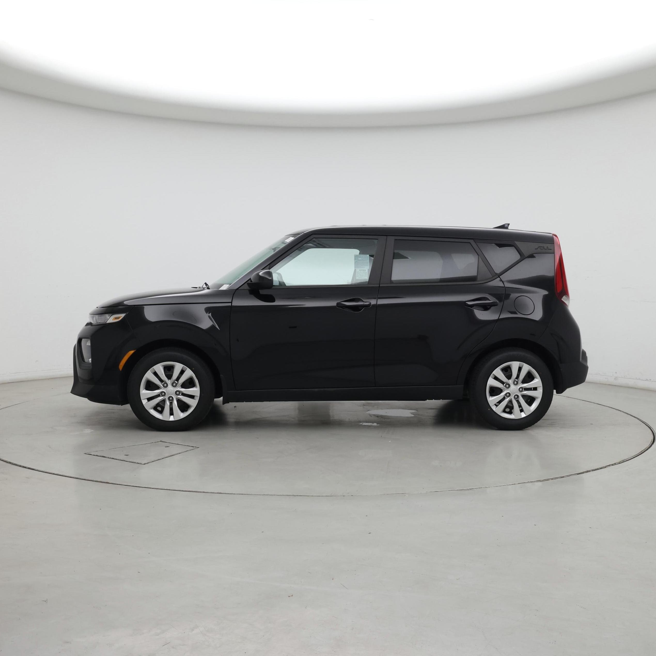 Thumbnail: 2021 Kia Soul - 3