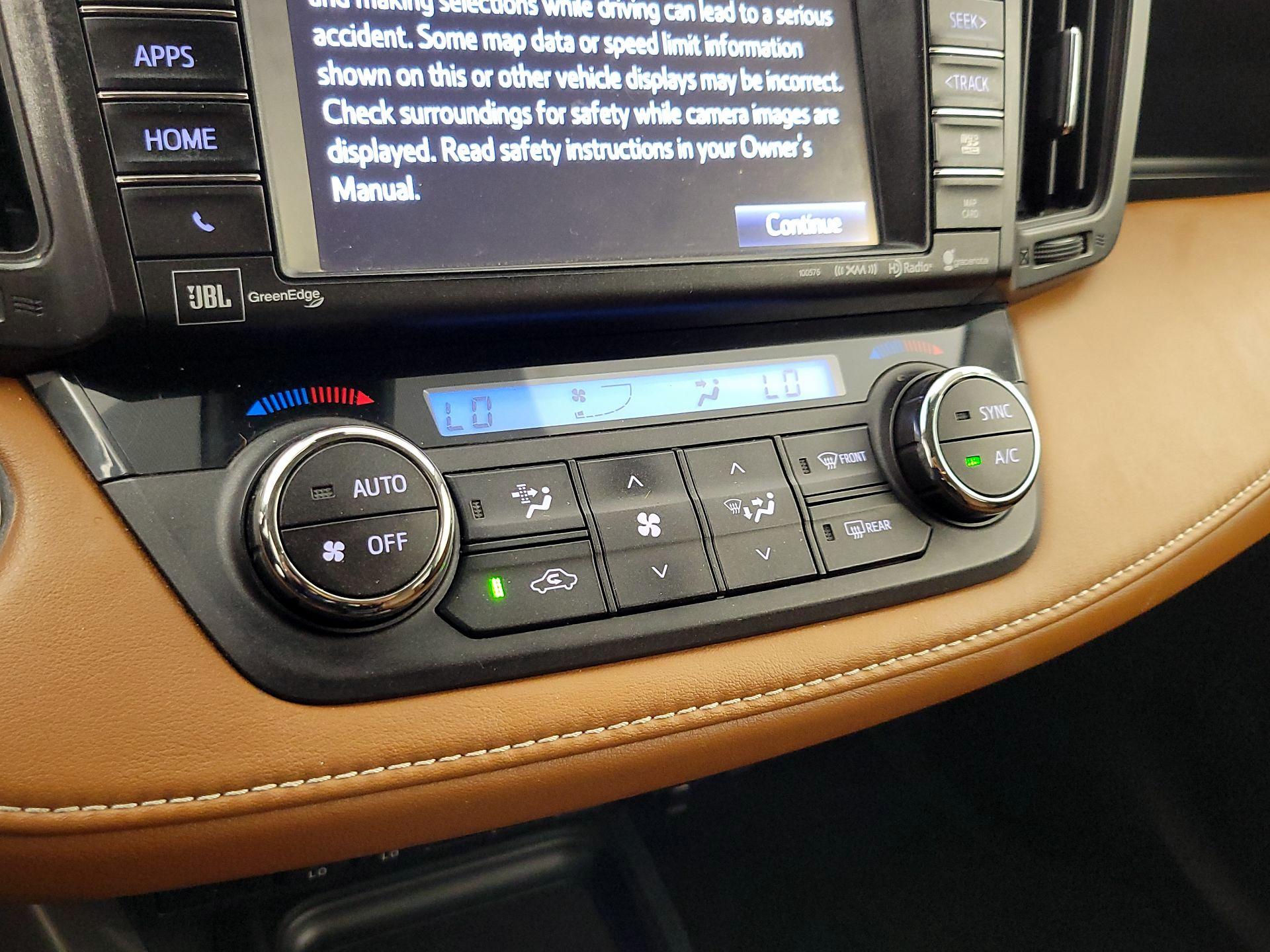 Thumbnail: 2016 Toyota RAV4 - 17