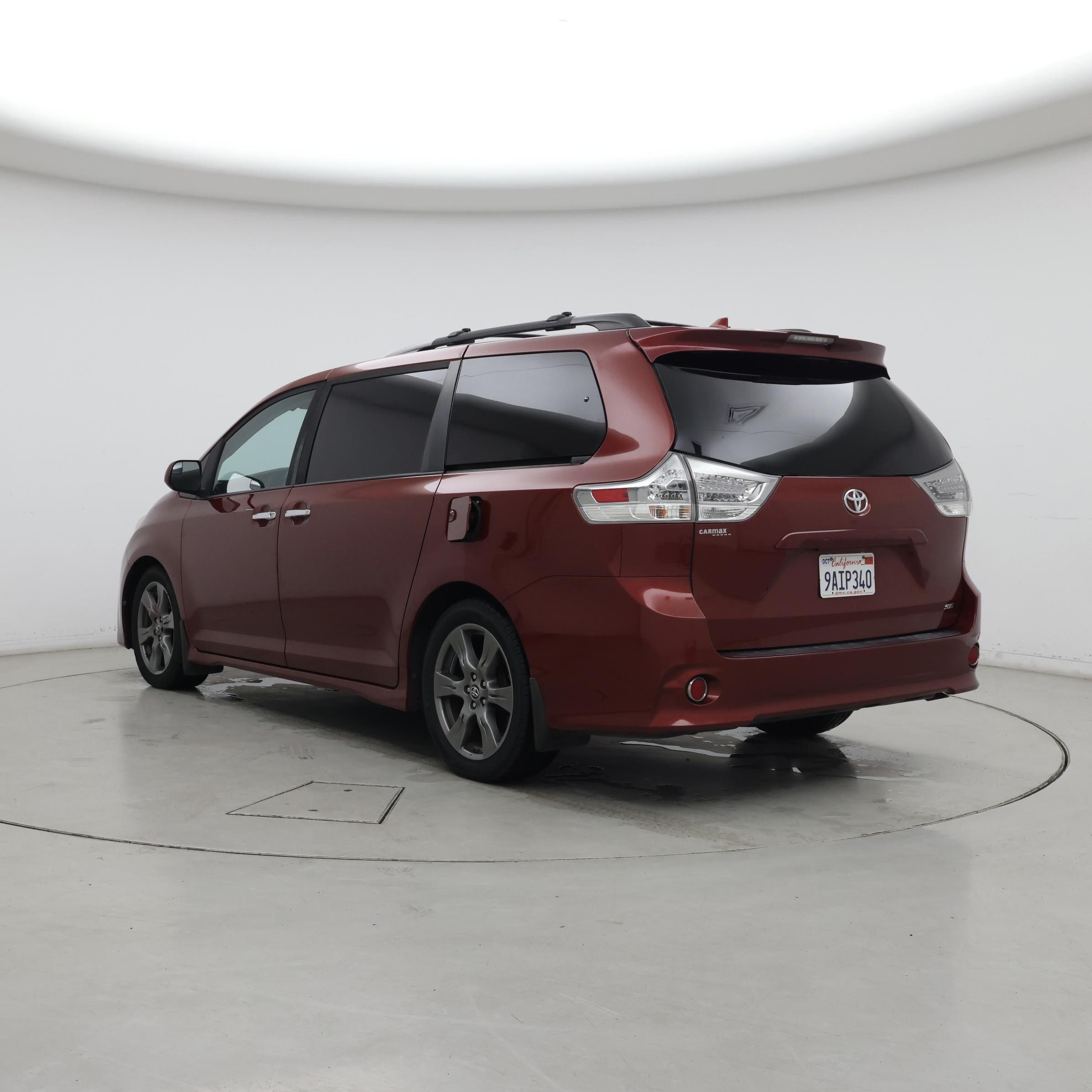Thumbnail: 2020 Toyota Sienna - 2