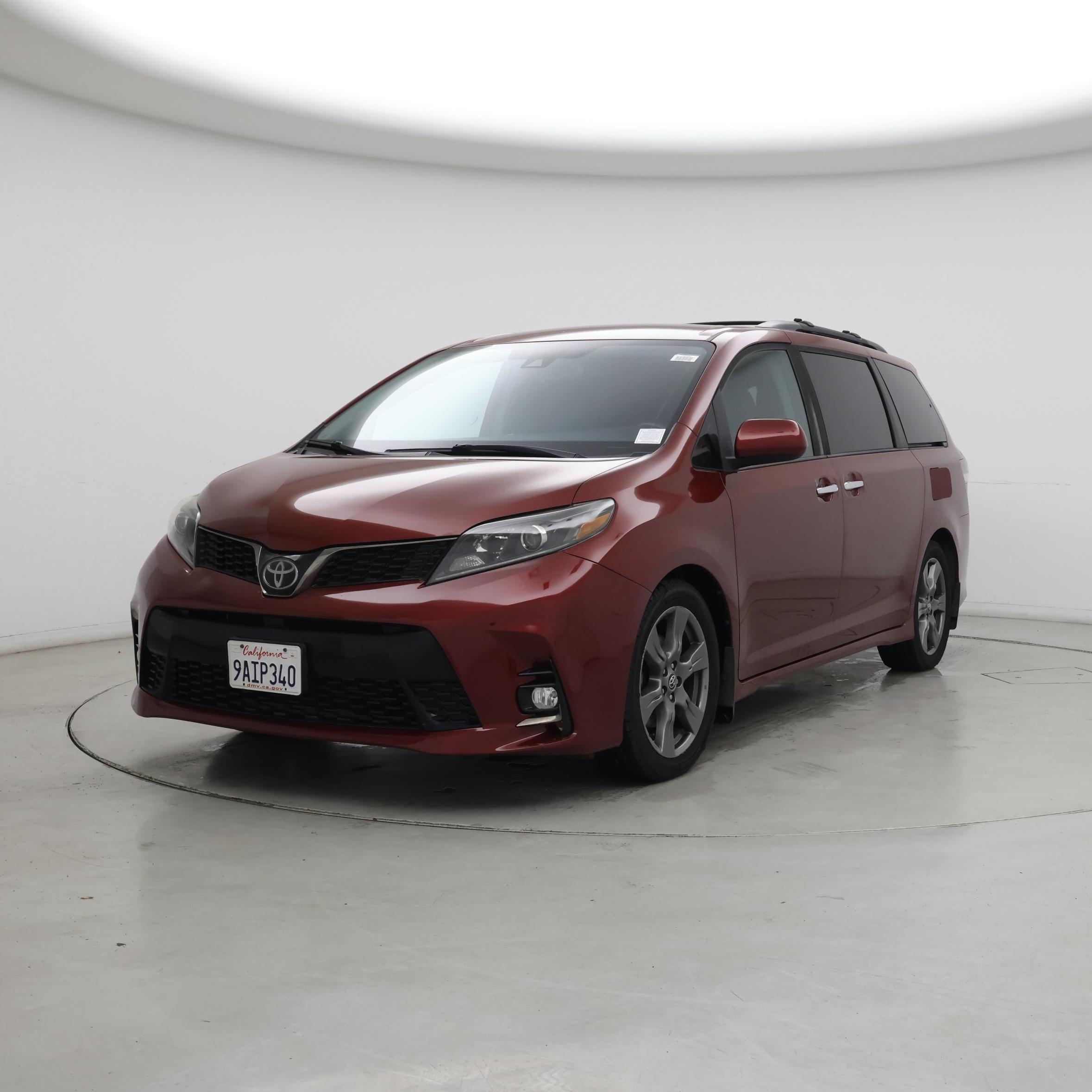 Thumbnail: 2020 Toyota Sienna - 4