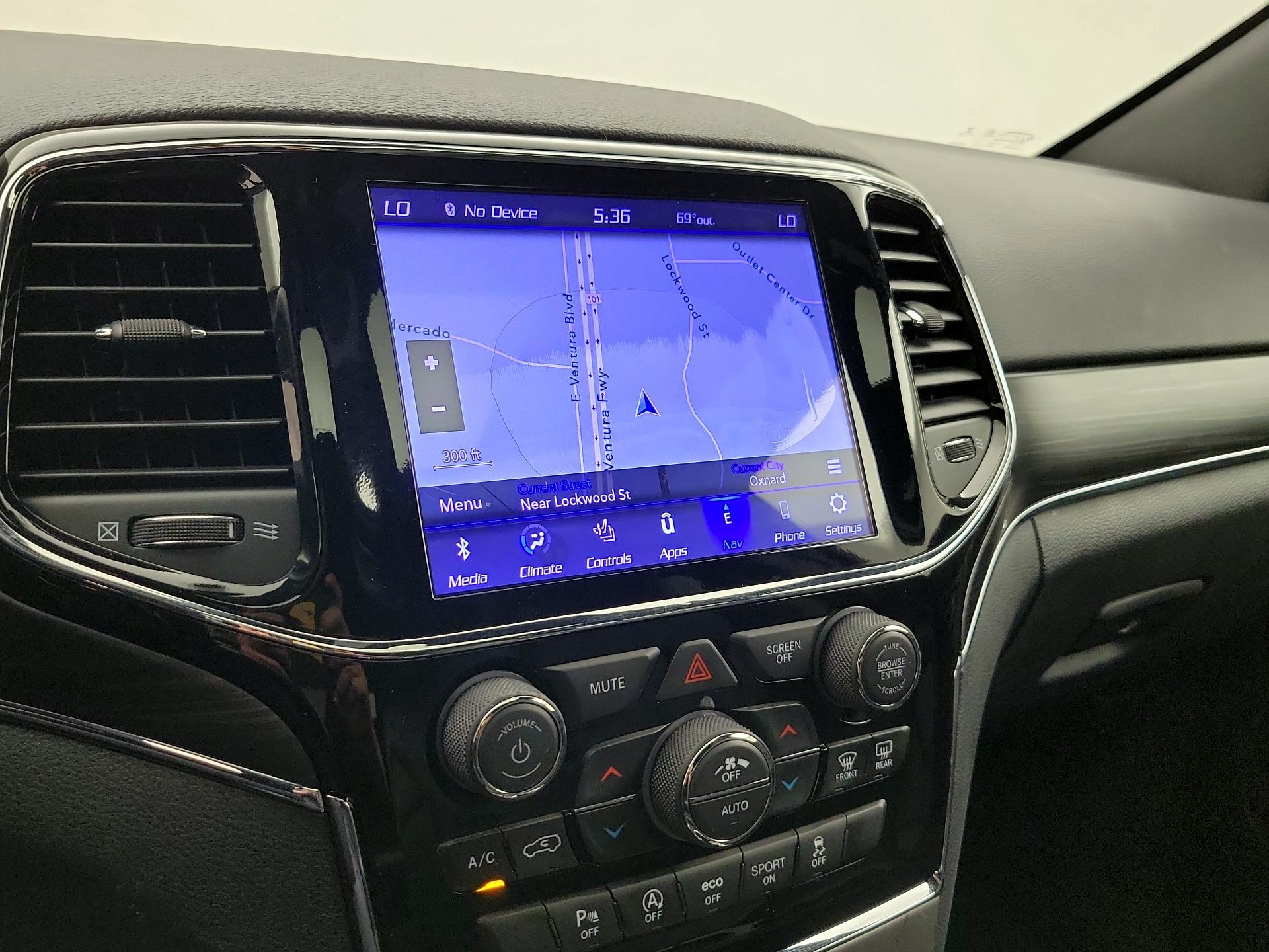 Thumbnail: 2020 Jeep Grand Cherokee - 14