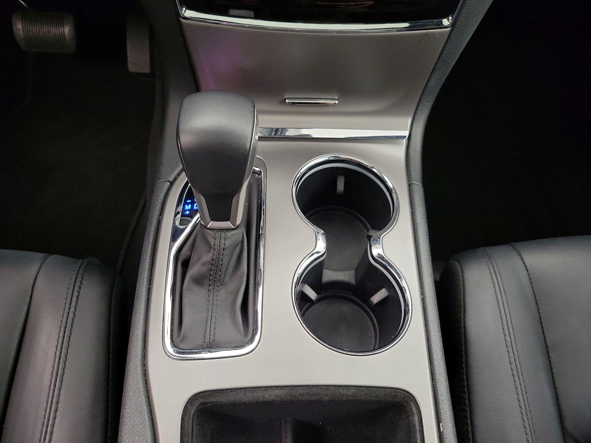 Thumbnail: 2020 Jeep Grand Cherokee - 18