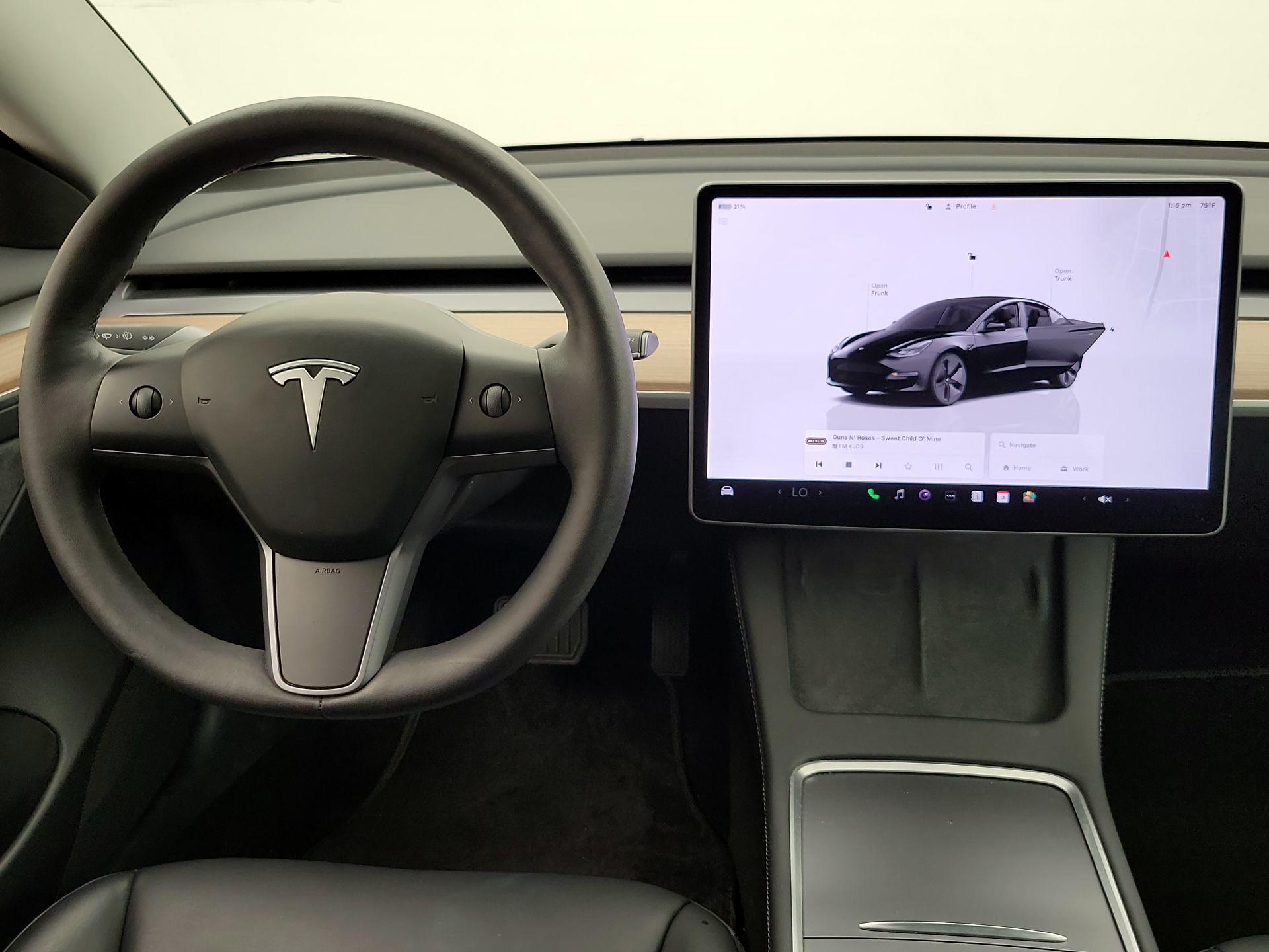 Thumbnail: 2023 Tesla Model 3 - 10