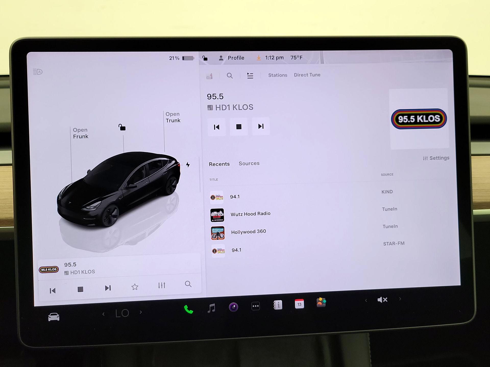 Thumbnail: 2023 Tesla Model 3 - 15