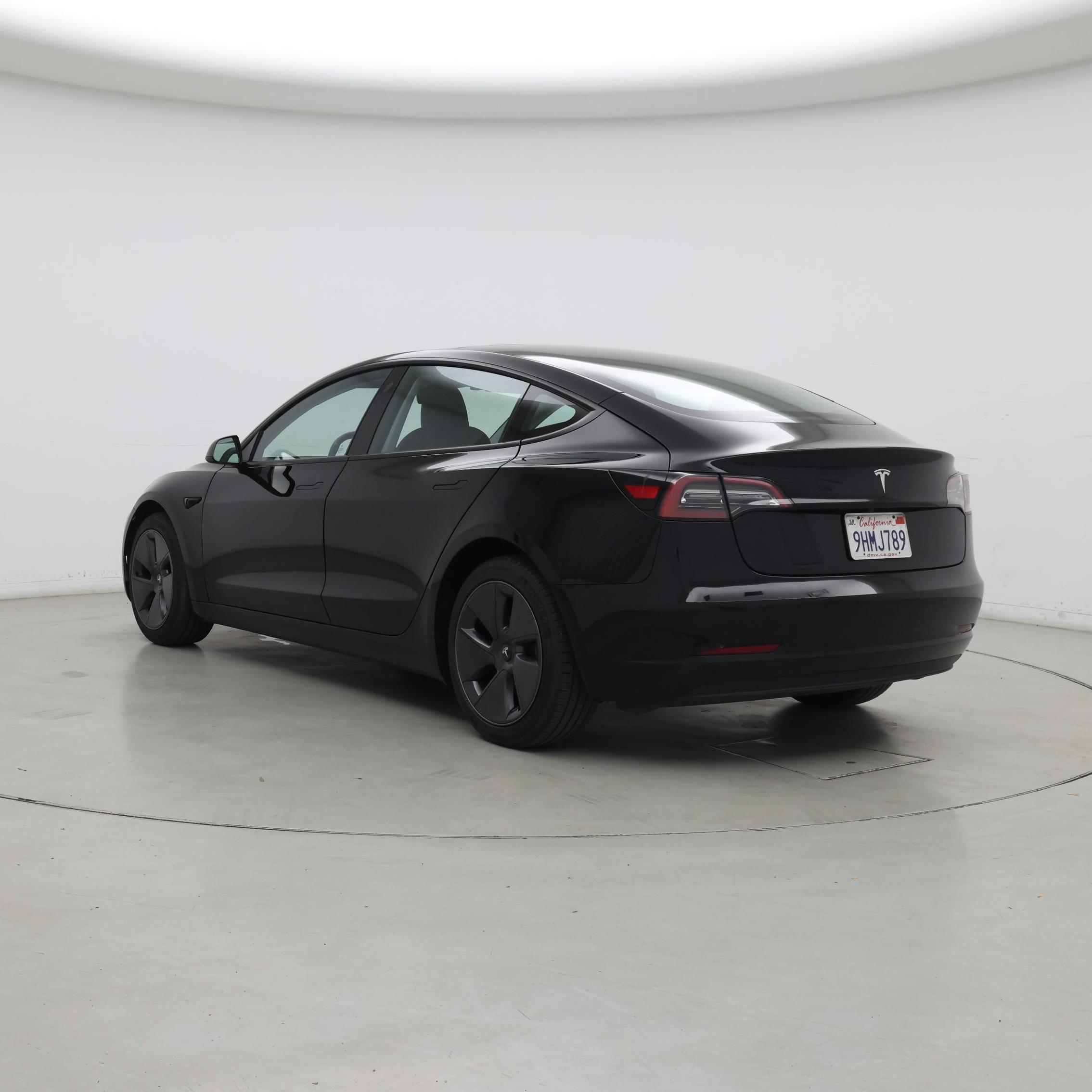 Thumbnail: 2023 Tesla Model 3 - 2