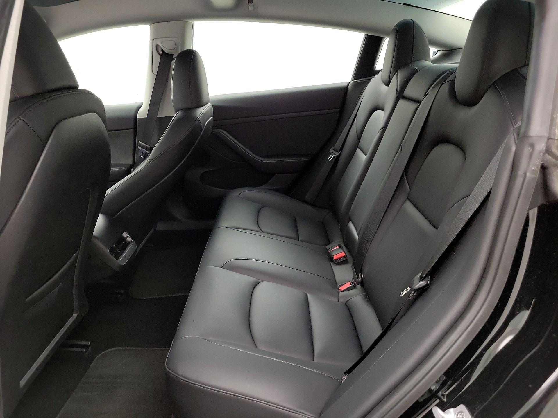 Thumbnail: 2023 Tesla Model 3 - 20