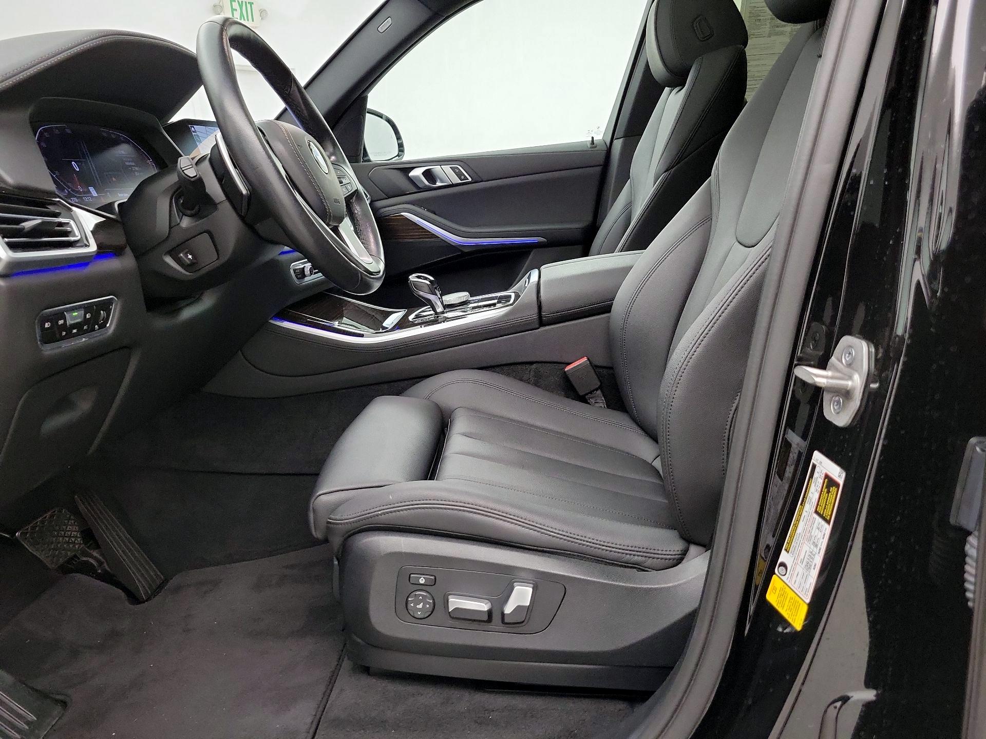 Thumbnail: 2021 BMW X5 - 11