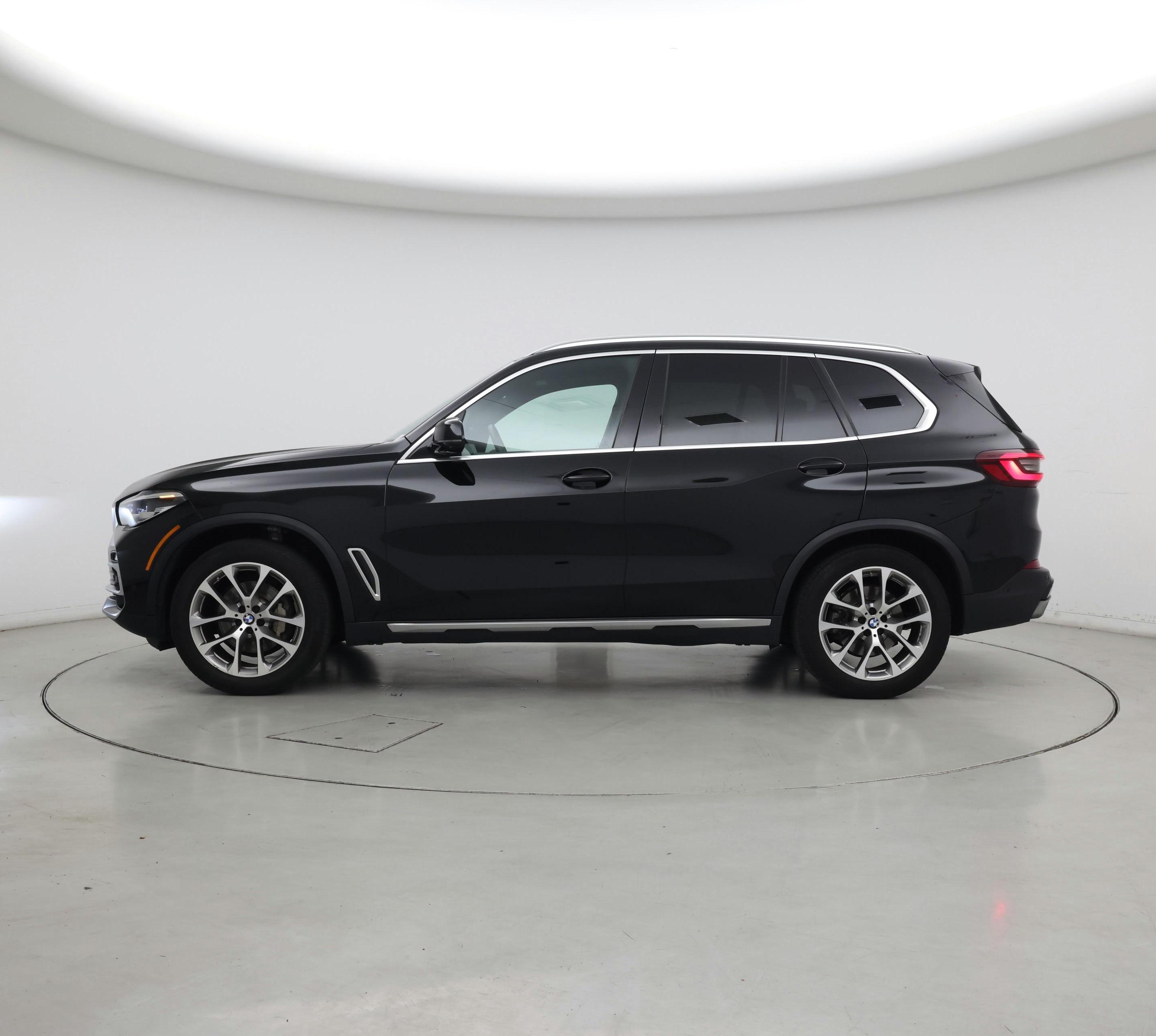 Thumbnail: 2021 BMW X5 - 3