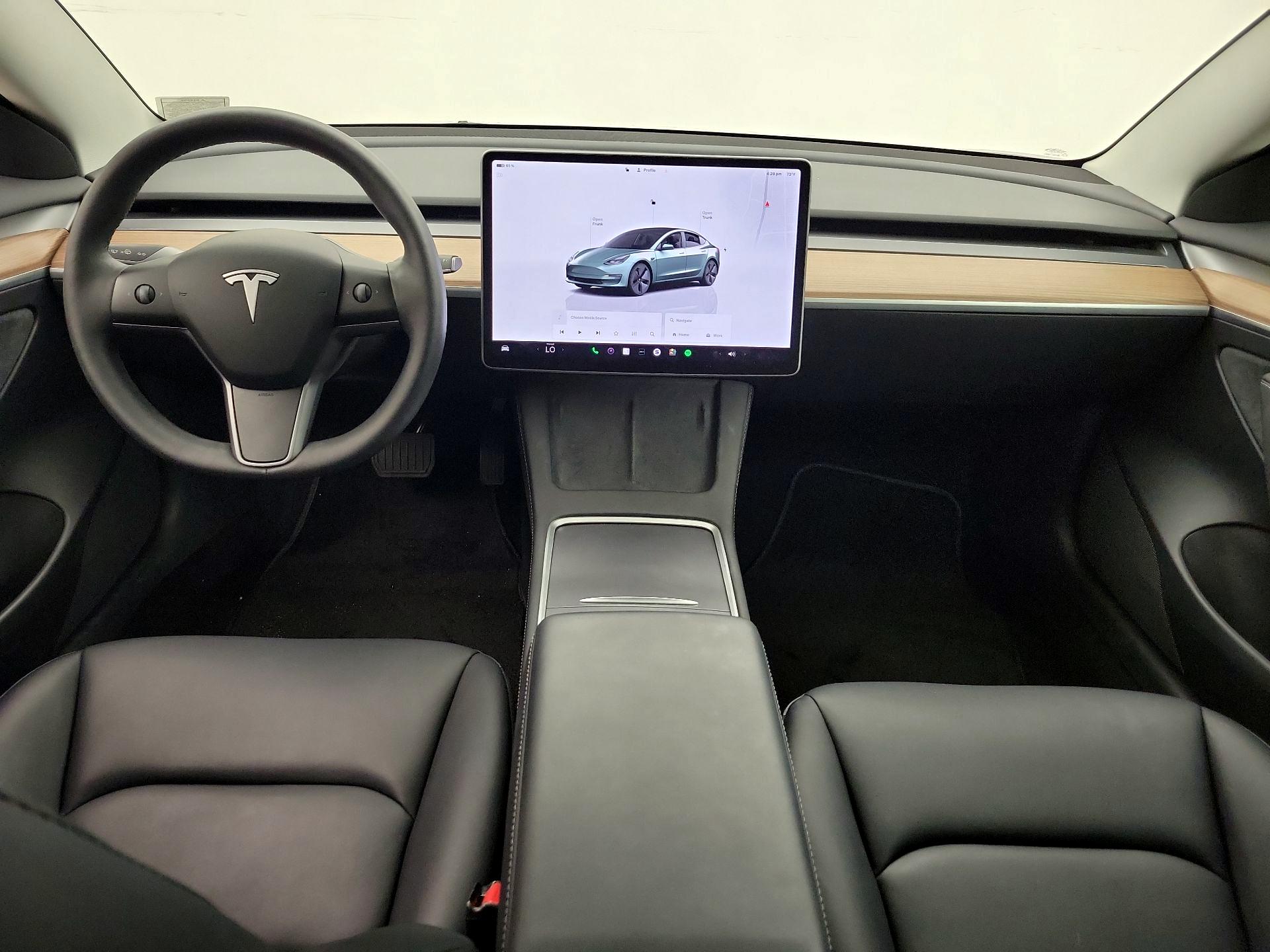 Thumbnail: 2023 Tesla Model 3 - 9