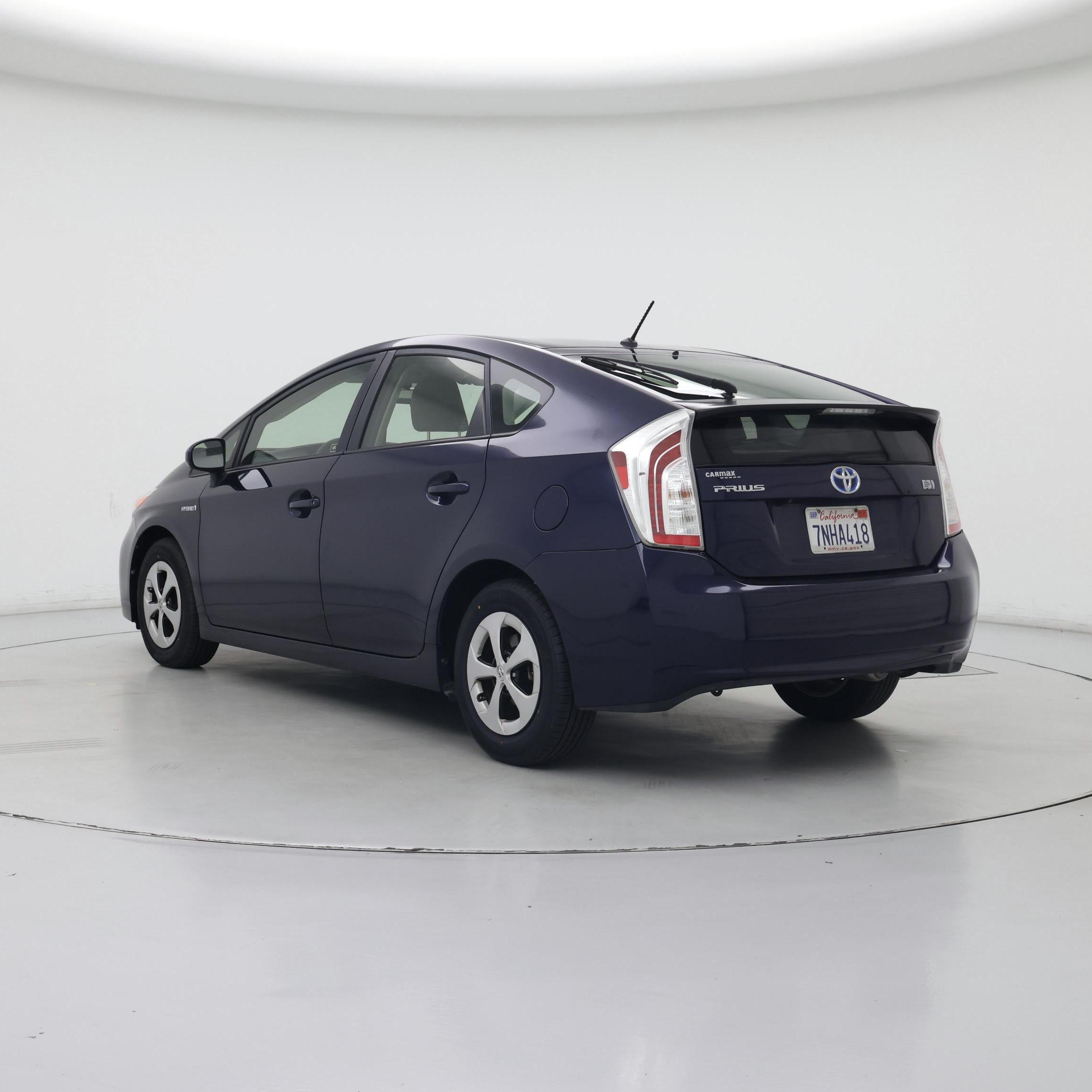 Thumbnail: 2015 Toyota Prius - 2