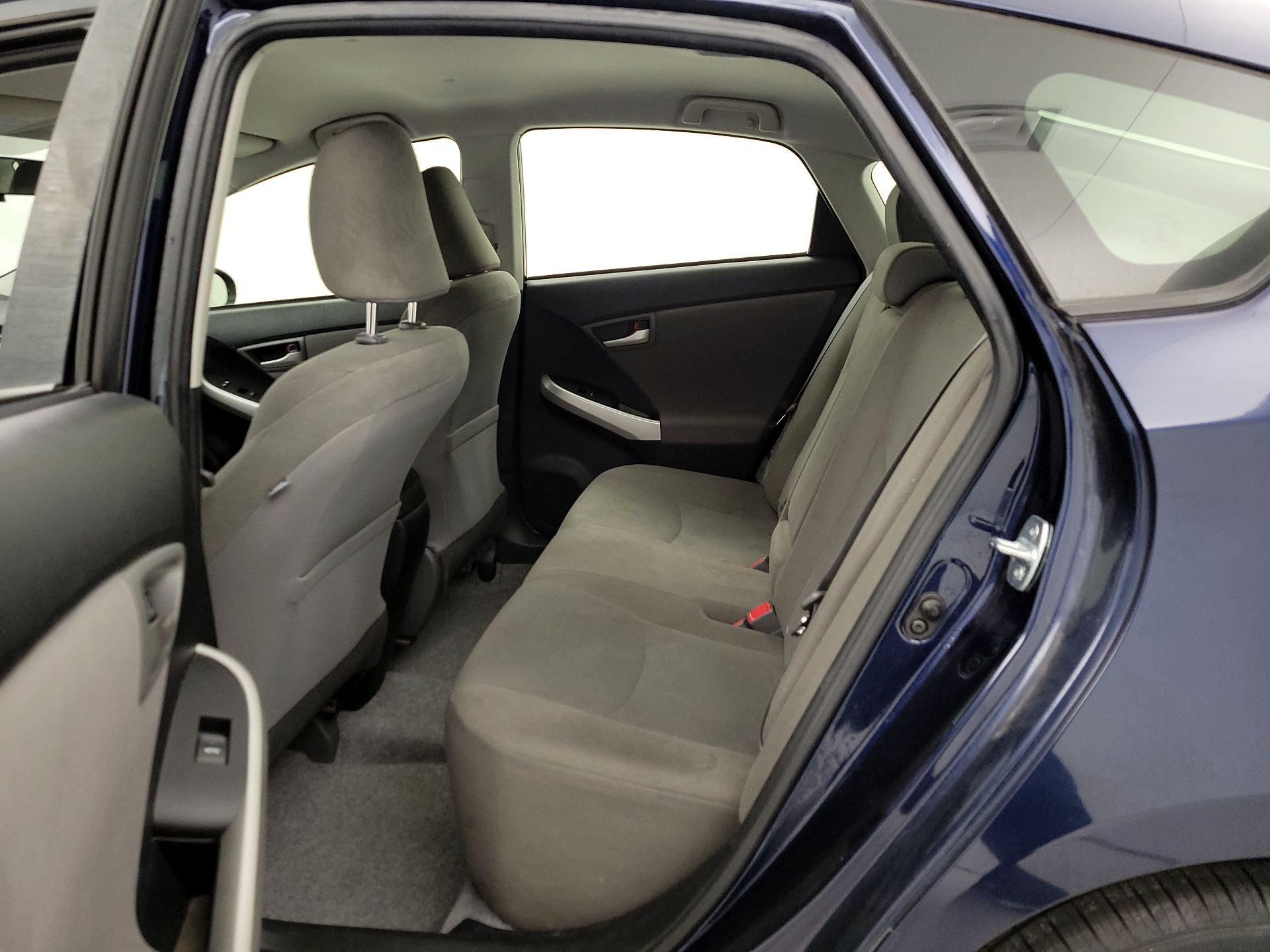 Thumbnail: 2015 Toyota Prius - 19