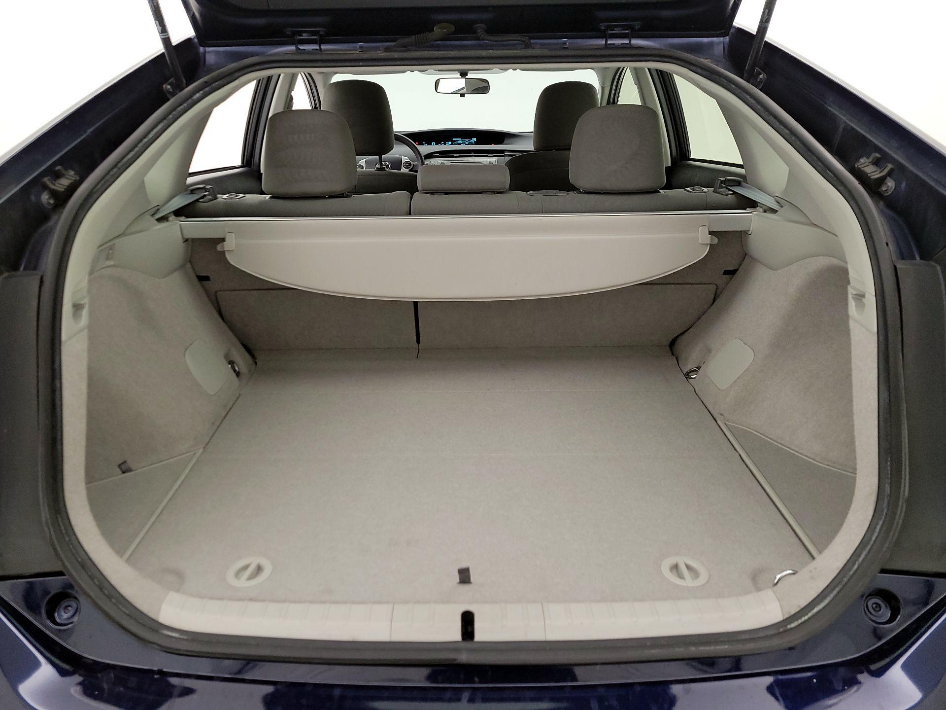 Thumbnail: 2015 Toyota Prius - 20