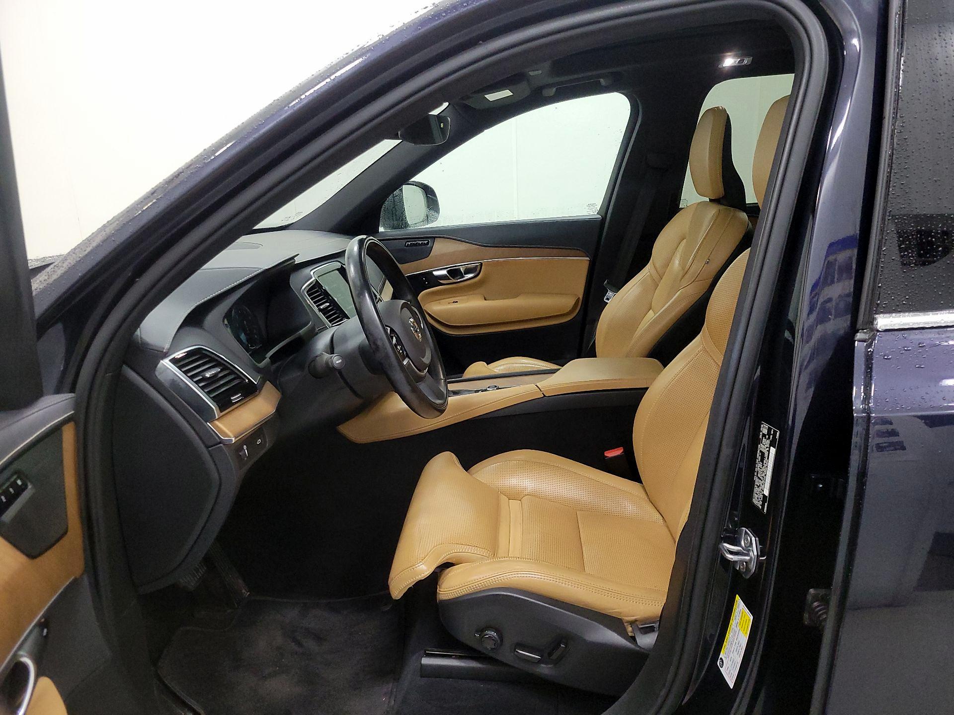 Thumbnail: 2019 Volvo XC90 - 11