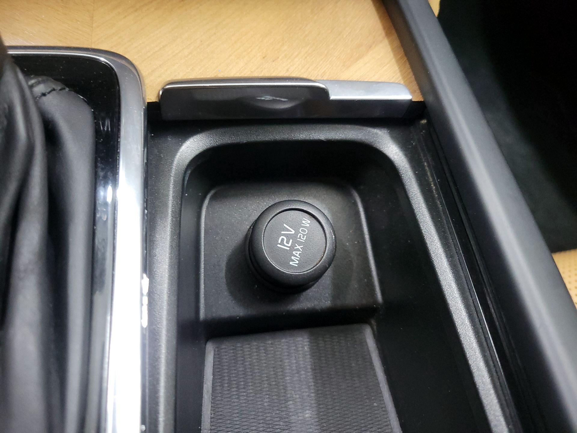 Thumbnail: 2019 Volvo XC90 - 19