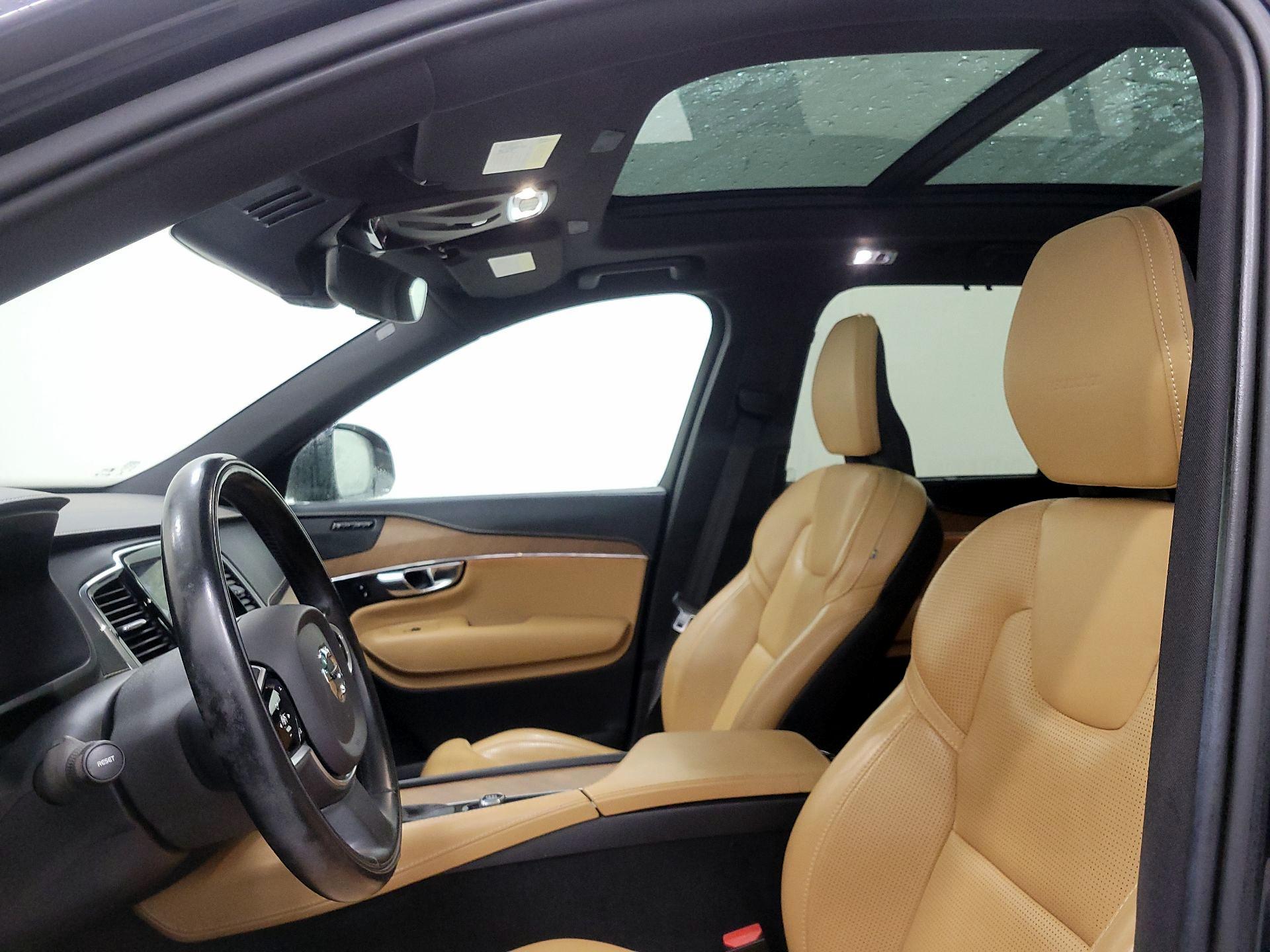 Thumbnail: 2019 Volvo XC90 - 20