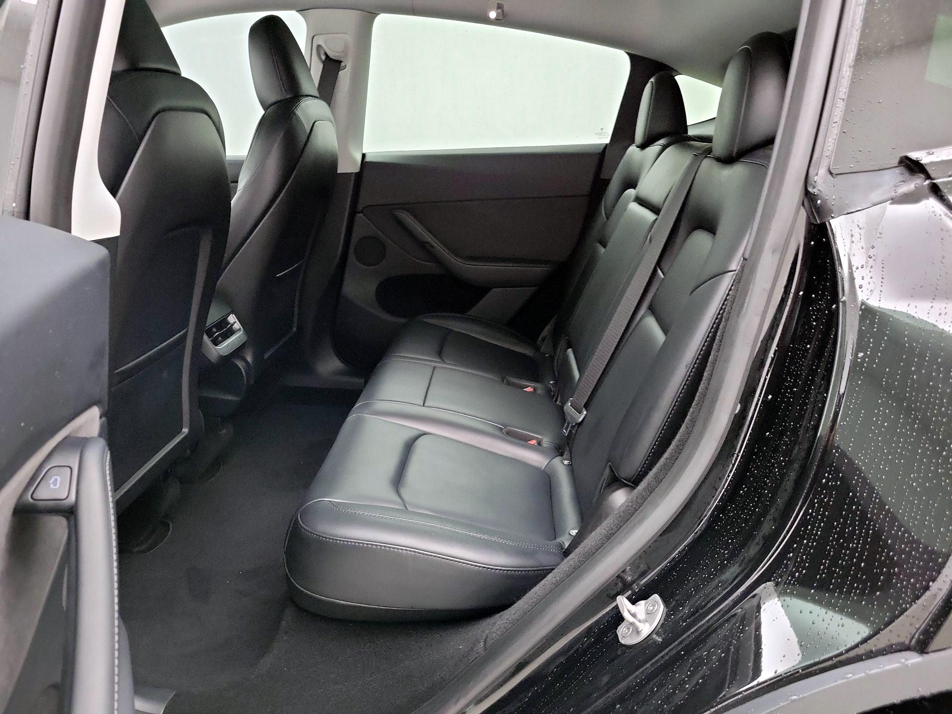 Thumbnail: 2023 Tesla Model Y - 19