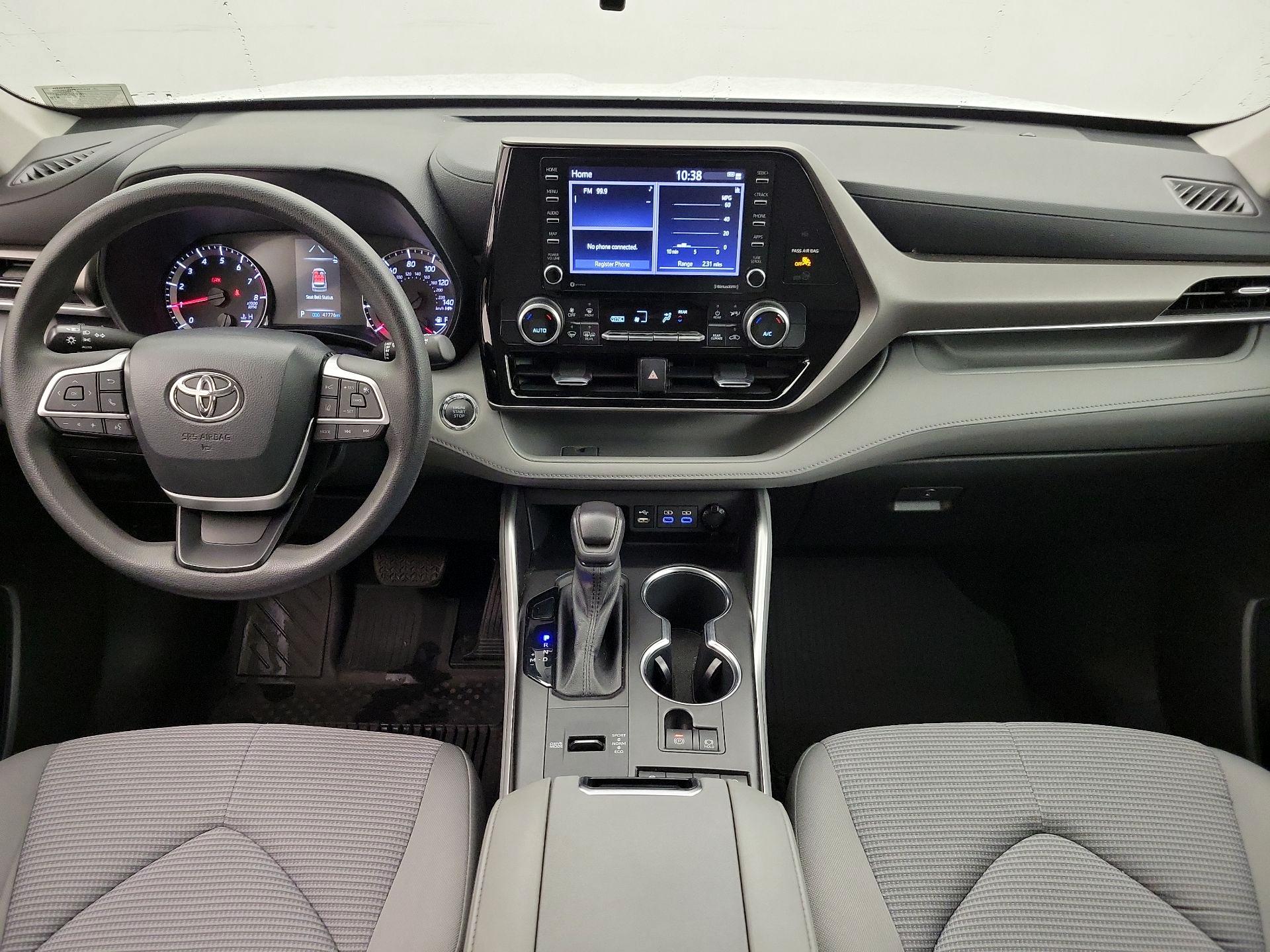 Thumbnail: 2022 Toyota Highlander - 9