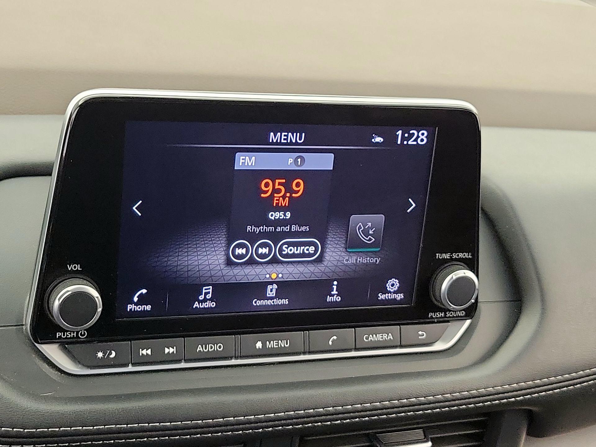 Thumbnail: 2023 Nissan Rogue - 15